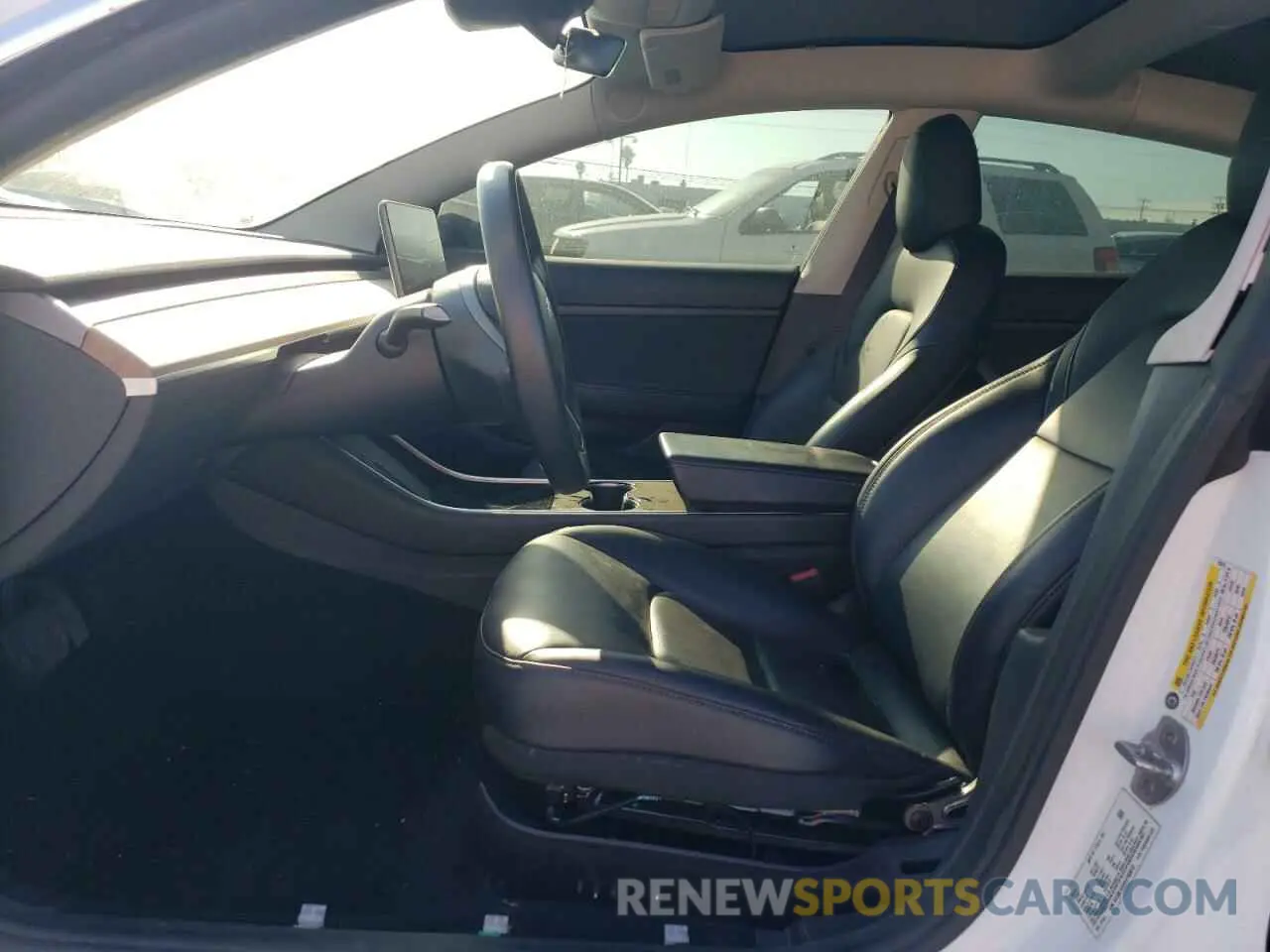 7 fotografías del automóvil dañado 5YJ3E1EAXLF793013 TESLA MODEL 3 2020