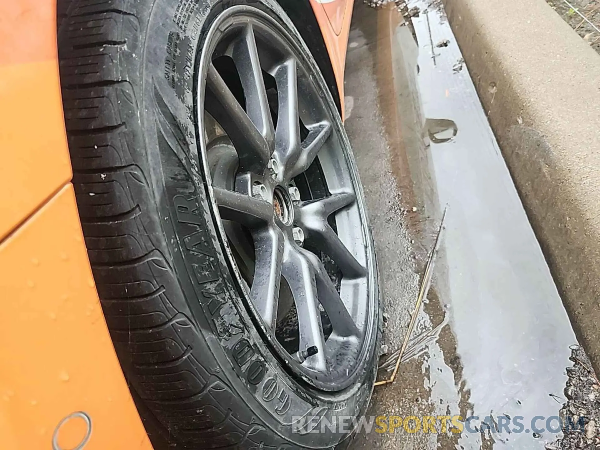 7 fotografías del automóvil dañado 5YJ3E1EB0LF636678 TESLA MODEL 3 2020