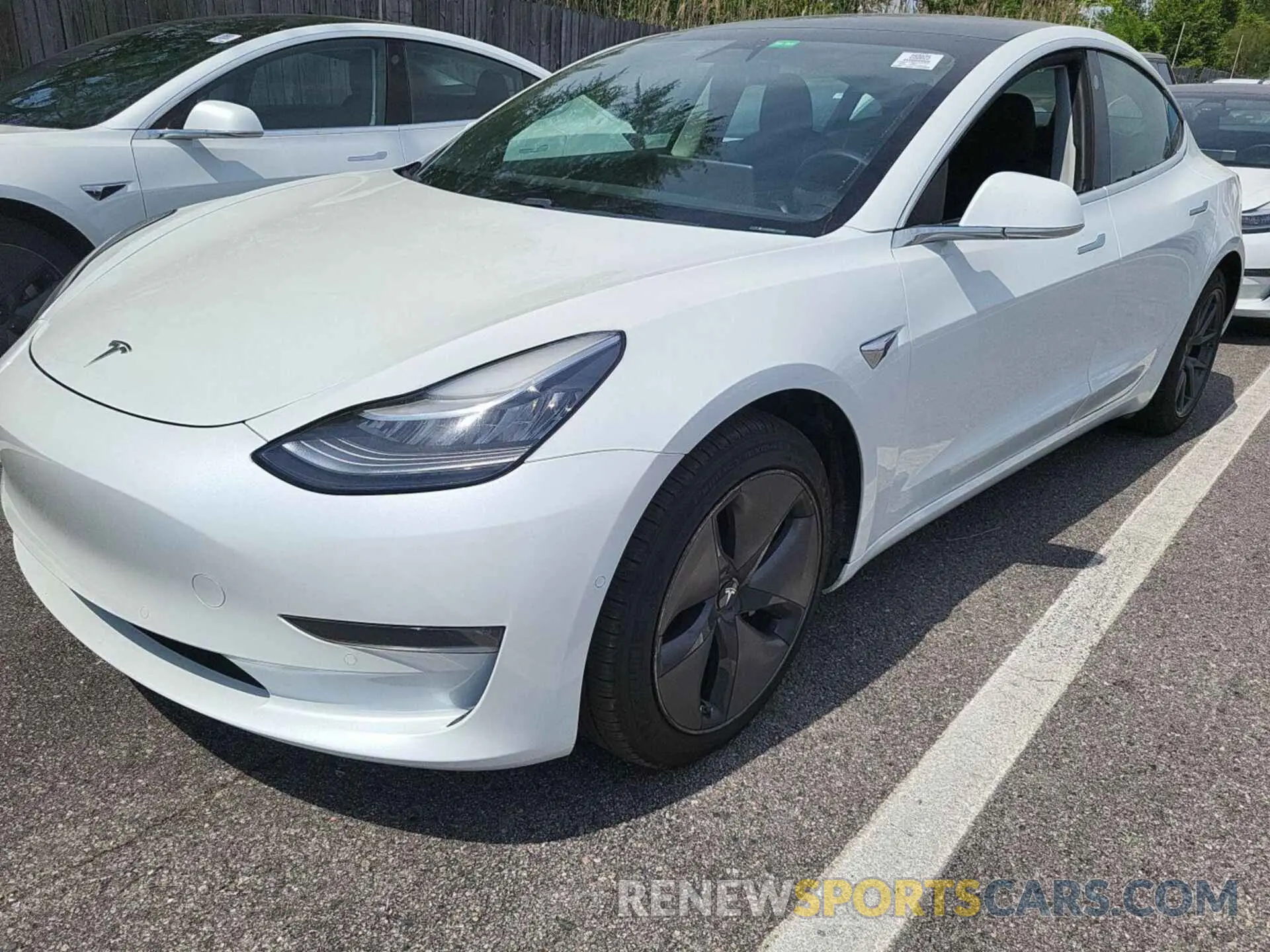 10 fotografías del automóvil dañado 5YJ3E1EB0LF637281 TESLA MODEL 3 2020