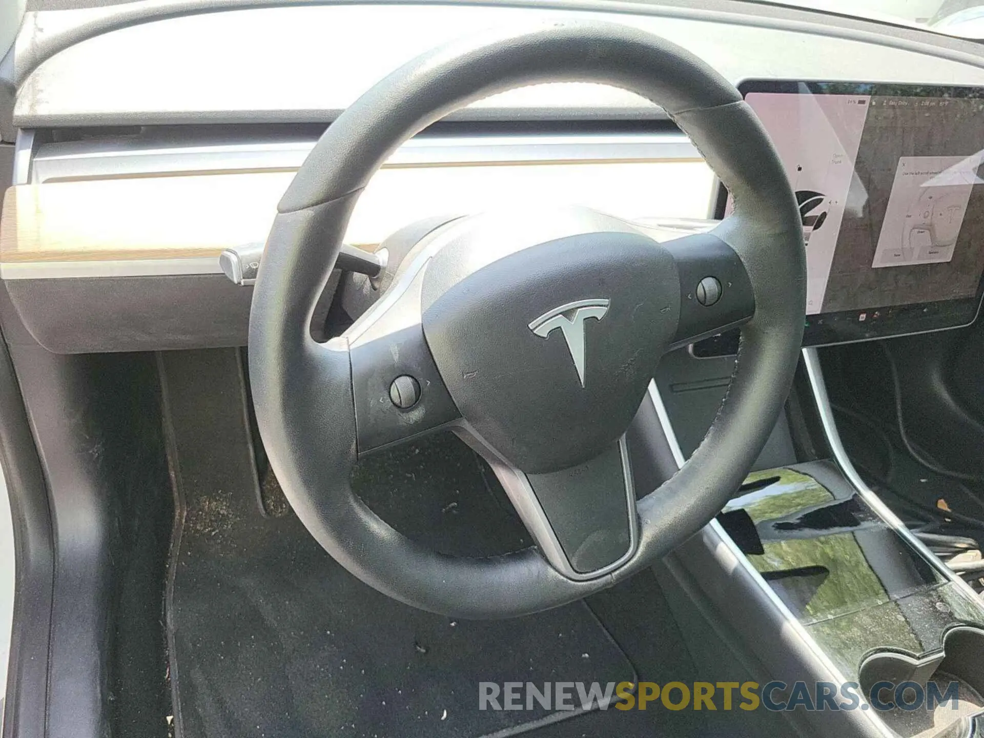17 fotografías del automóvil dañado 5YJ3E1EB0LF637281 TESLA MODEL 3 2020