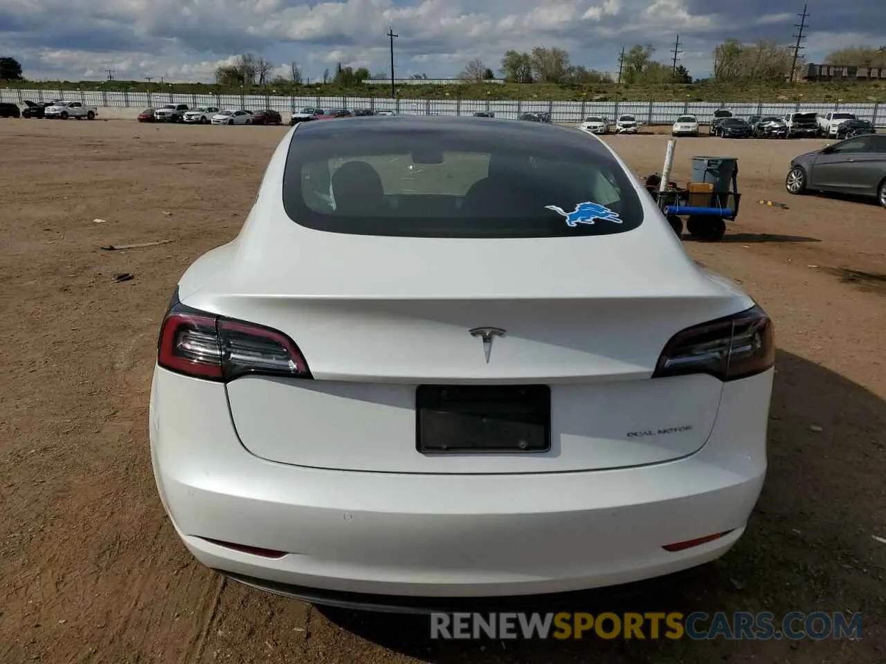 6 fotografías del automóvil dañado 5YJ3E1EB0LF637541 TESLA MODEL 3 2020