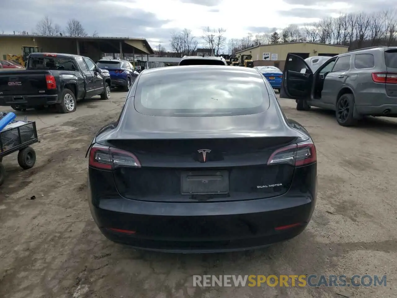 6 fotografías del automóvil dañado 5YJ3E1EB0LF662911 TESLA MODEL 3 2020