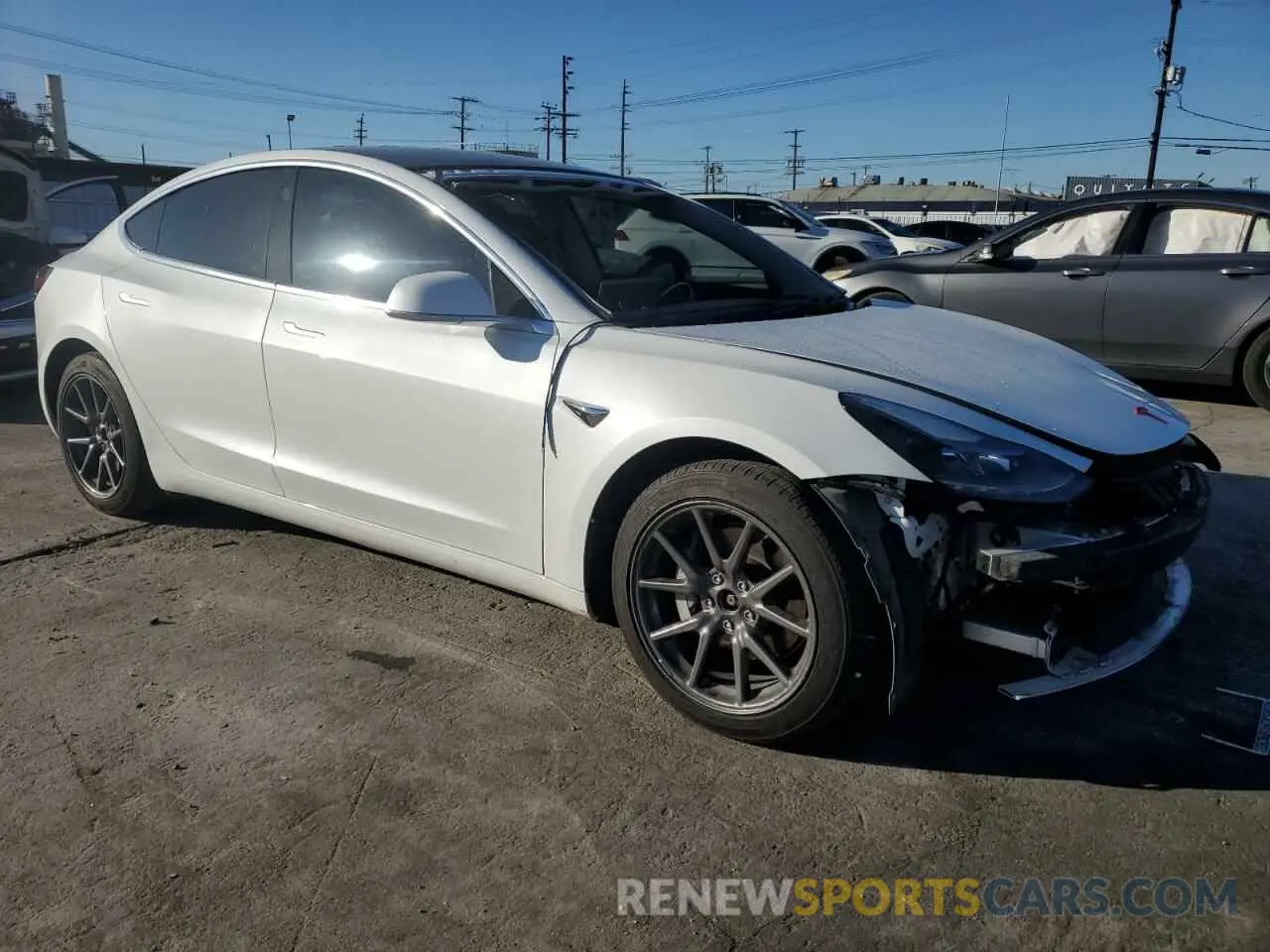 4 fotografías del automóvil dañado 5YJ3E1EB0LF665887 TESLA MODEL 3 2020