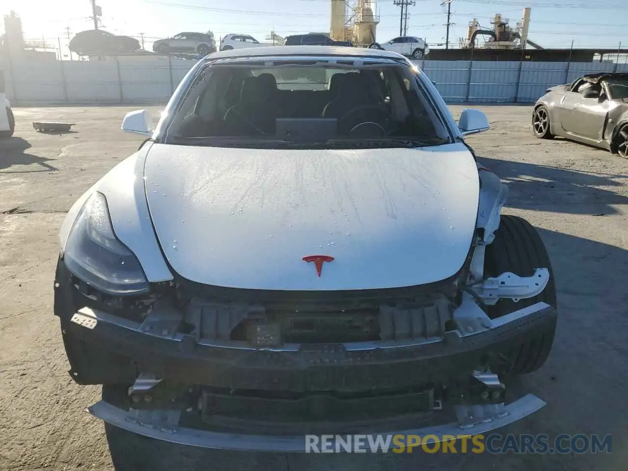 5 fotografías del automóvil dañado 5YJ3E1EB0LF665887 TESLA MODEL 3 2020