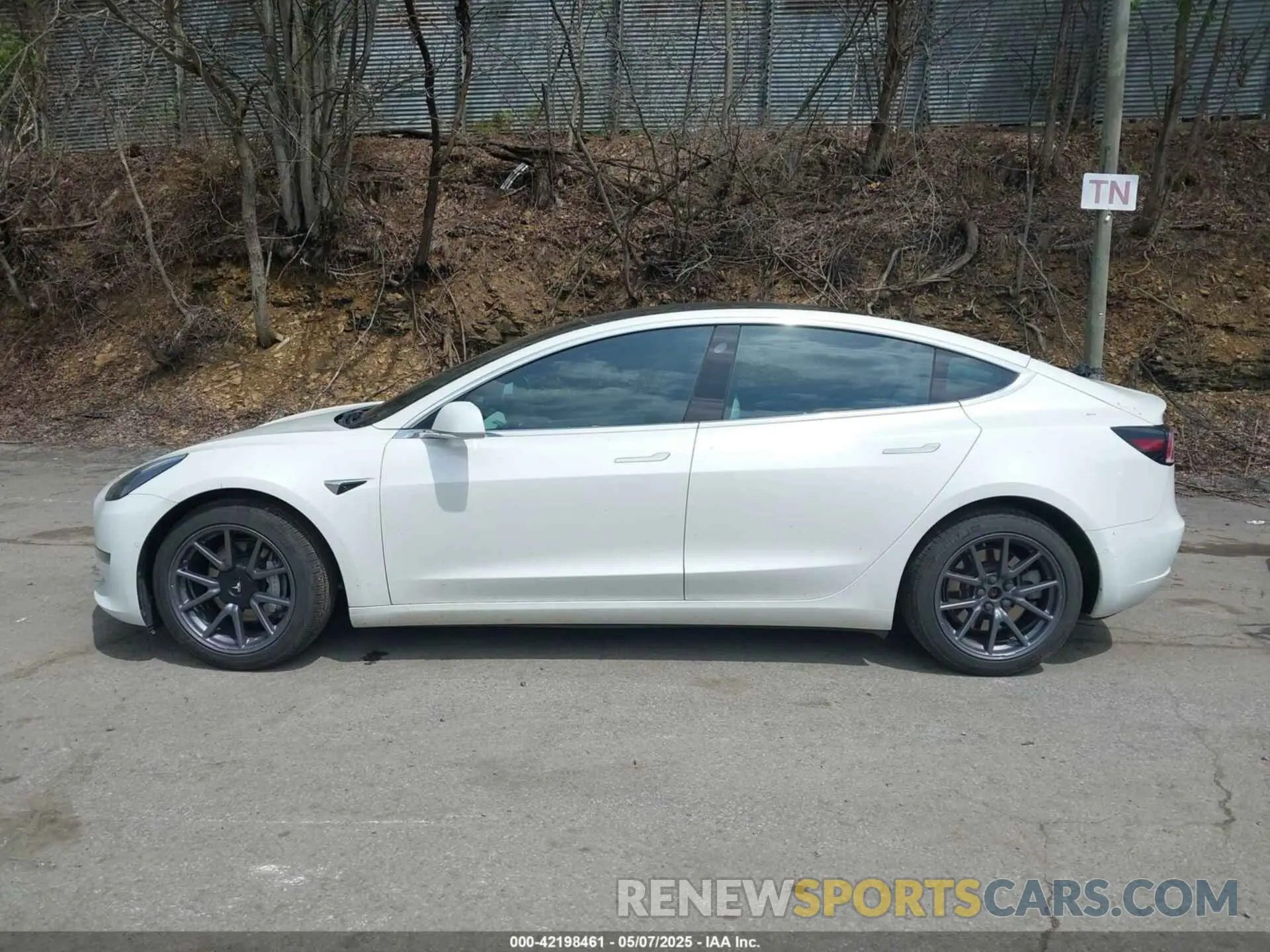 14 fotografías del automóvil dañado 5YJ3E1EB0LF712545 TESLA MODEL 3 2020