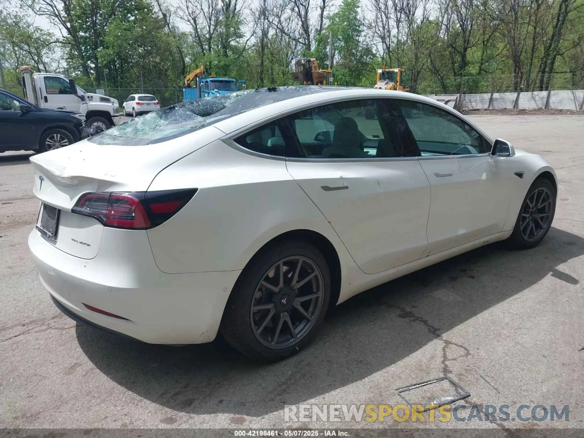 4 fotografías del automóvil dañado 5YJ3E1EB0LF712545 TESLA MODEL 3 2020