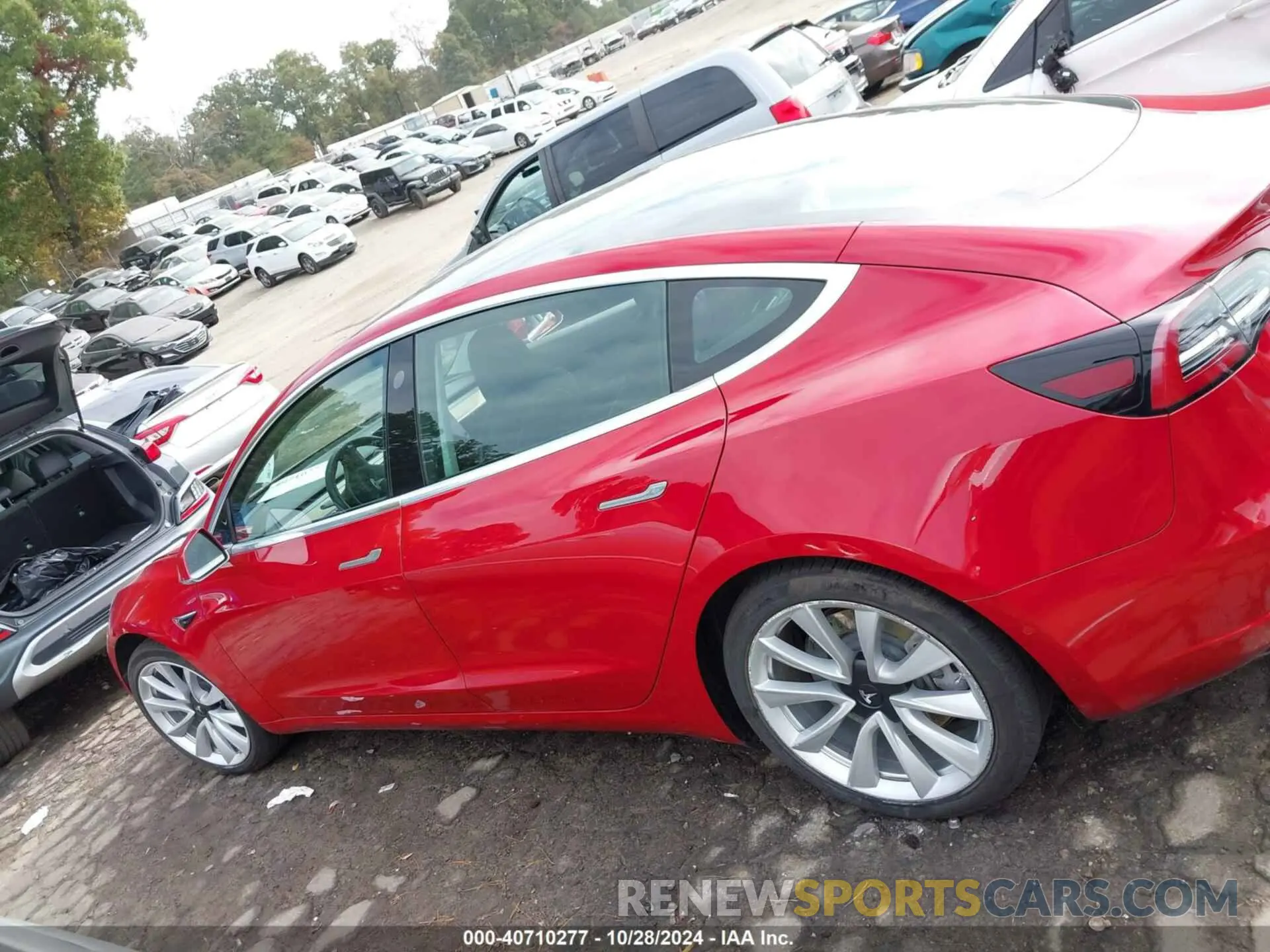 13 fotografías del automóvil dañado 5YJ3E1EB0LF735632 TESLA MODEL 3 2020