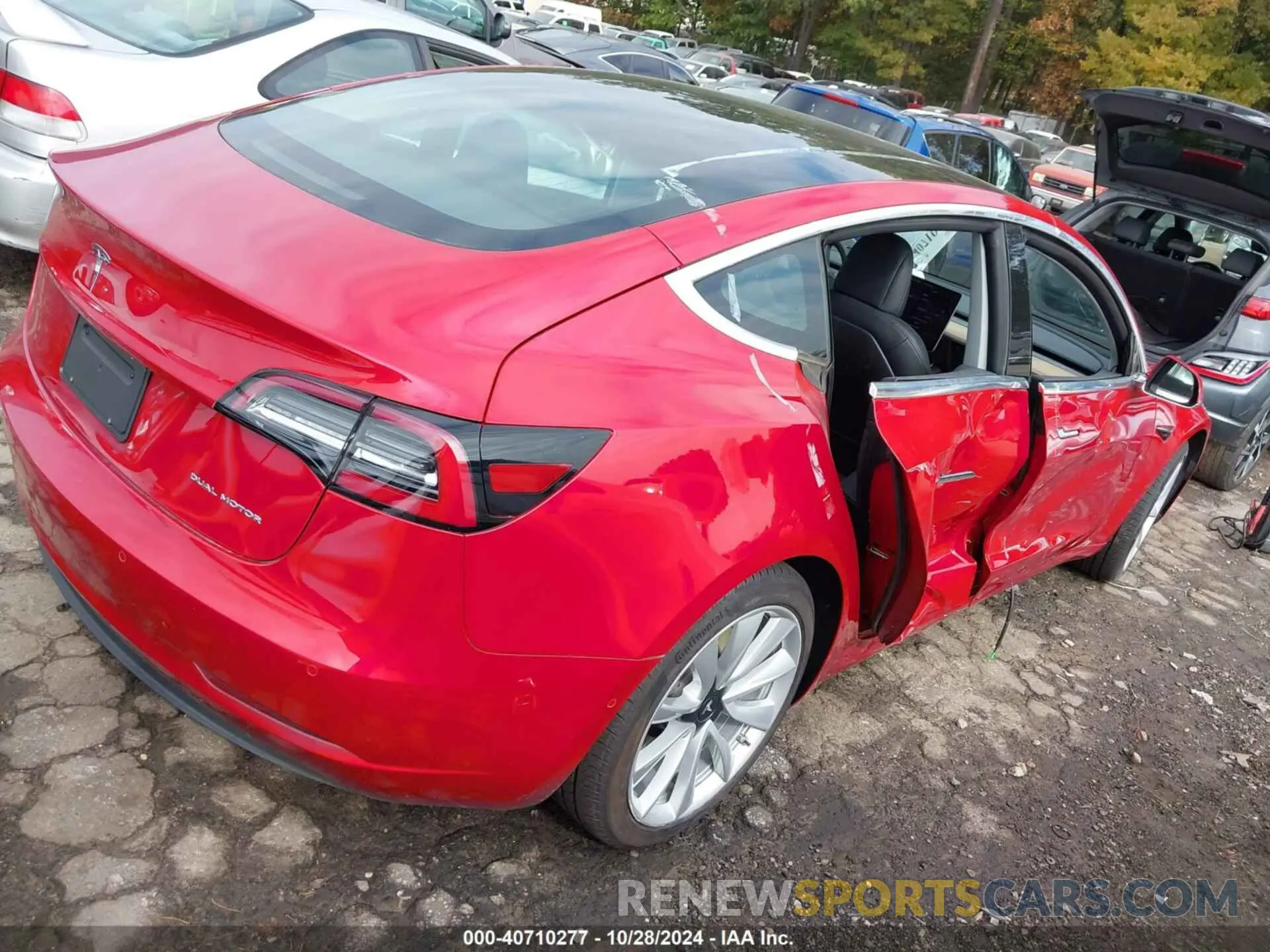 4 fotografías del automóvil dañado 5YJ3E1EB0LF735632 TESLA MODEL 3 2020