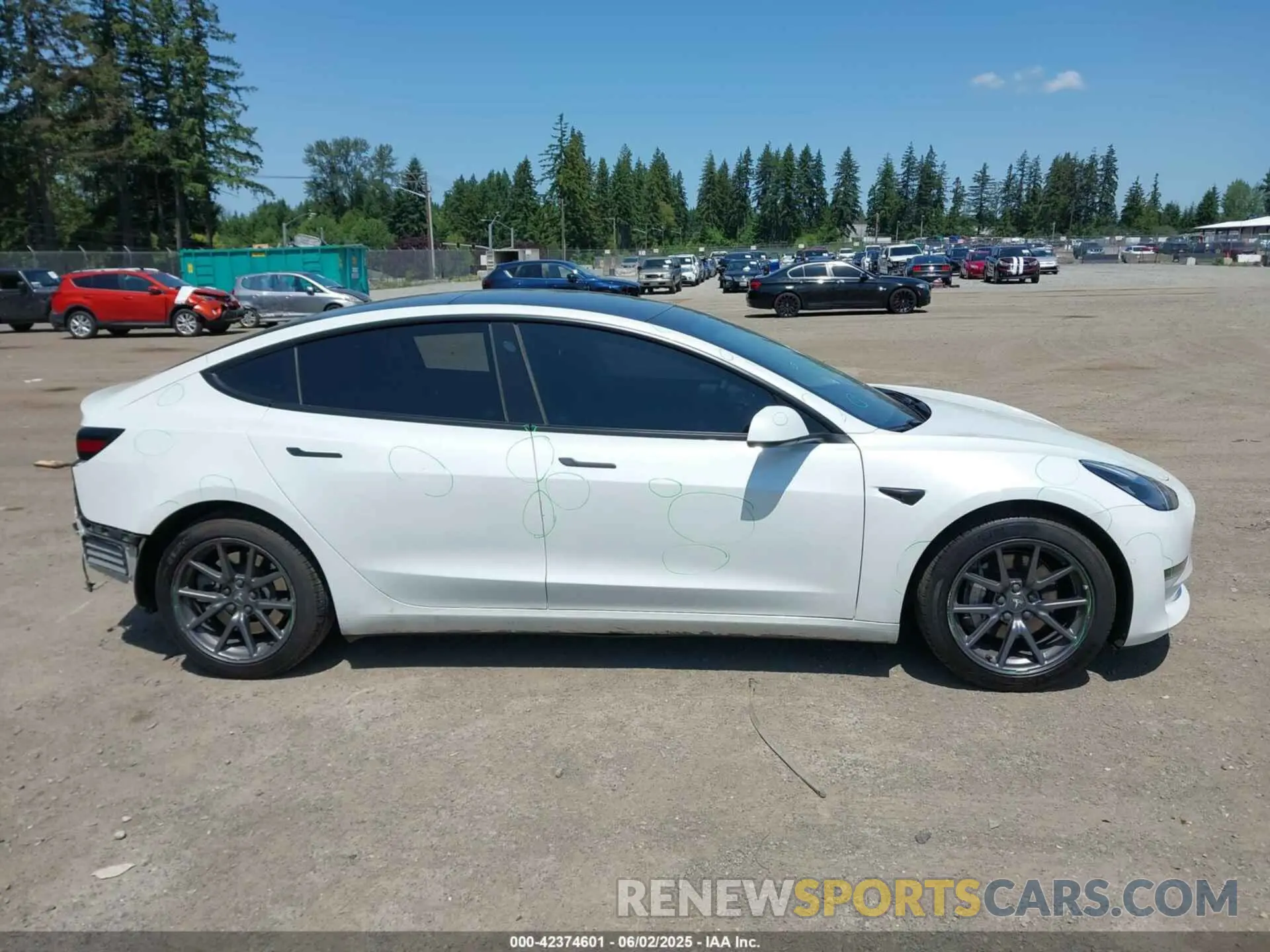 13 fotografías del automóvil dañado 5YJ3E1EB0LF741639 TESLA MODEL 3 2020