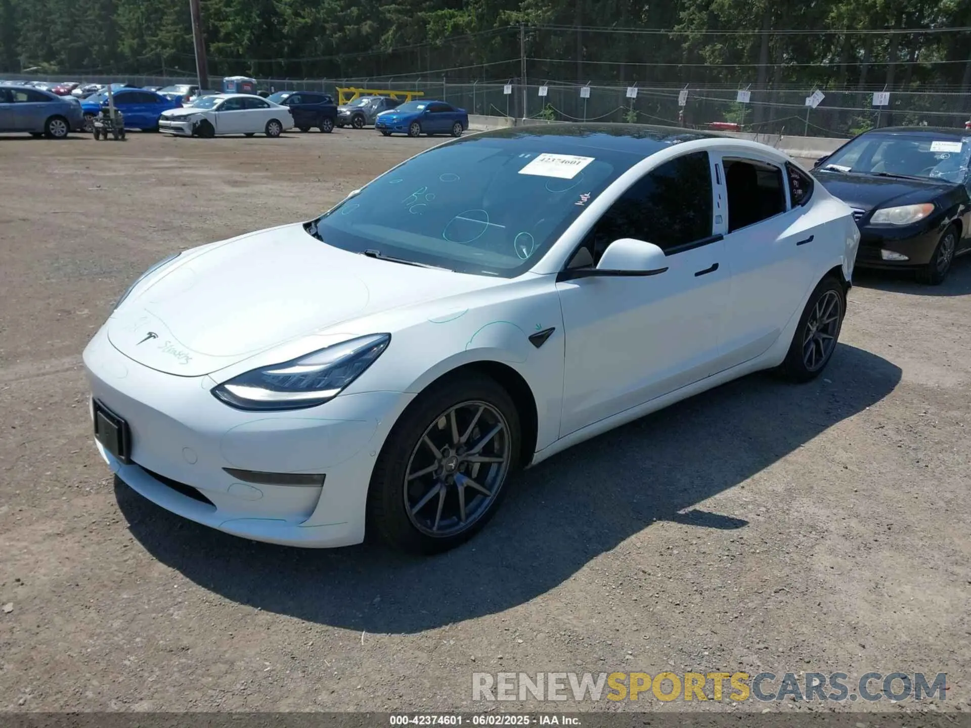 2 fotografías del automóvil dañado 5YJ3E1EB0LF741639 TESLA MODEL 3 2020
