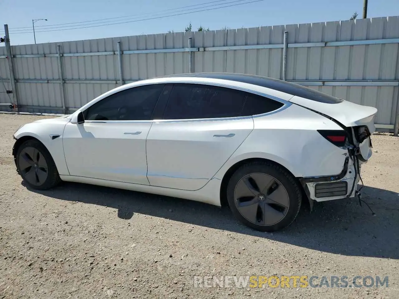 2 fotografías del automóvil dañado 5YJ3E1EB0LF786046 TESLA MODEL 3 2020