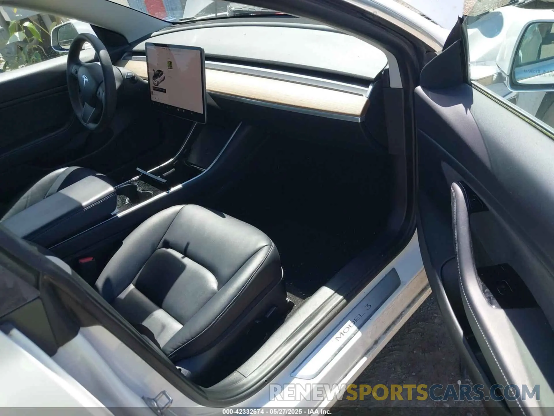 5 fotografías del automóvil dañado 5YJ3E1EB0LF787228 TESLA MODEL 3 2020