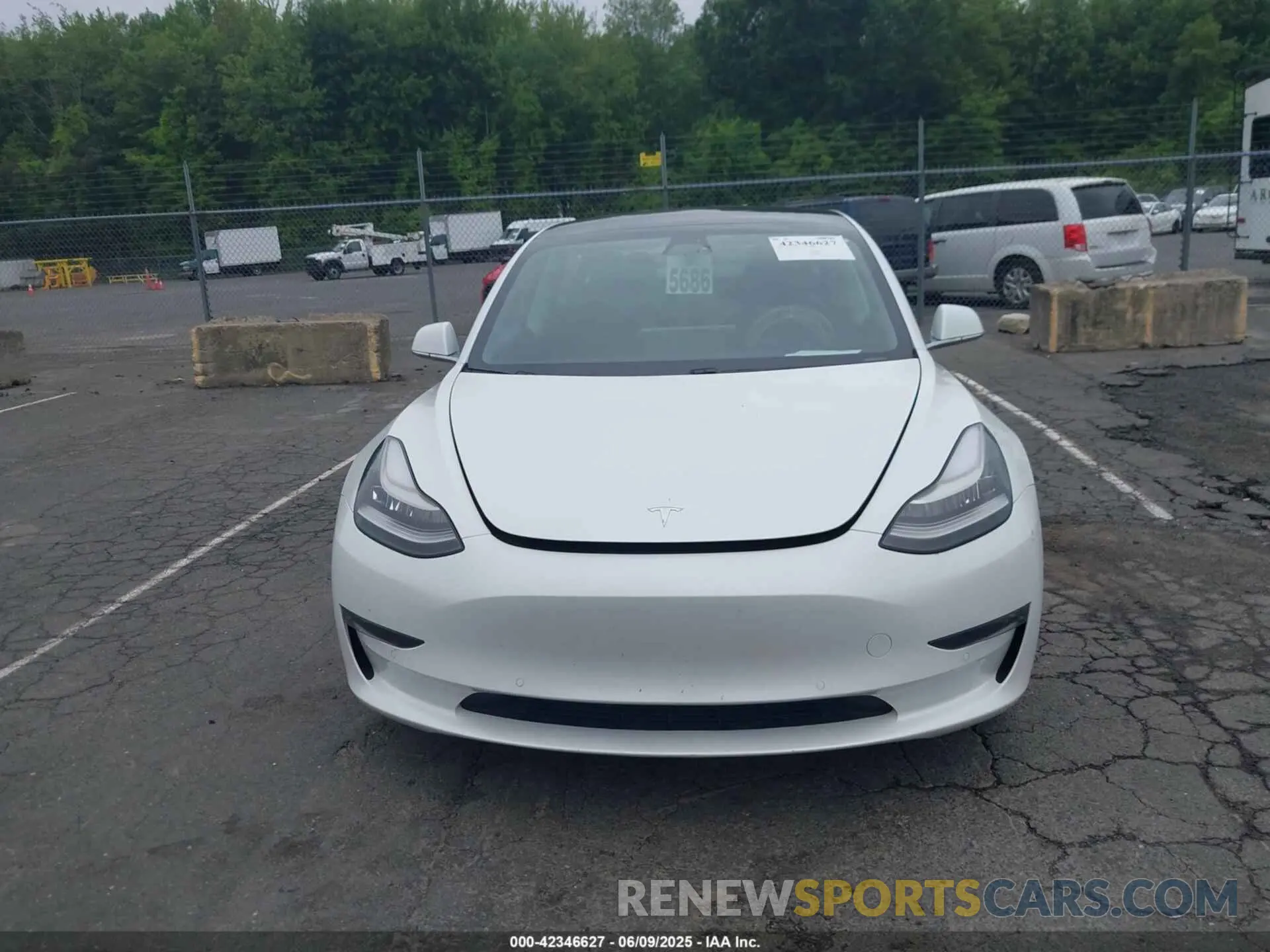 12 fotografías del automóvil dañado 5YJ3E1EB0LF795524 TESLA MODEL 3 2020