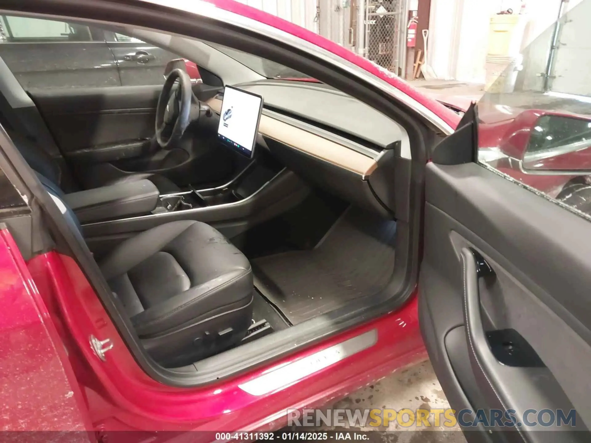 5 fotografías del automóvil dañado 5YJ3E1EB1LF600370 TESLA MODEL 3 2020
