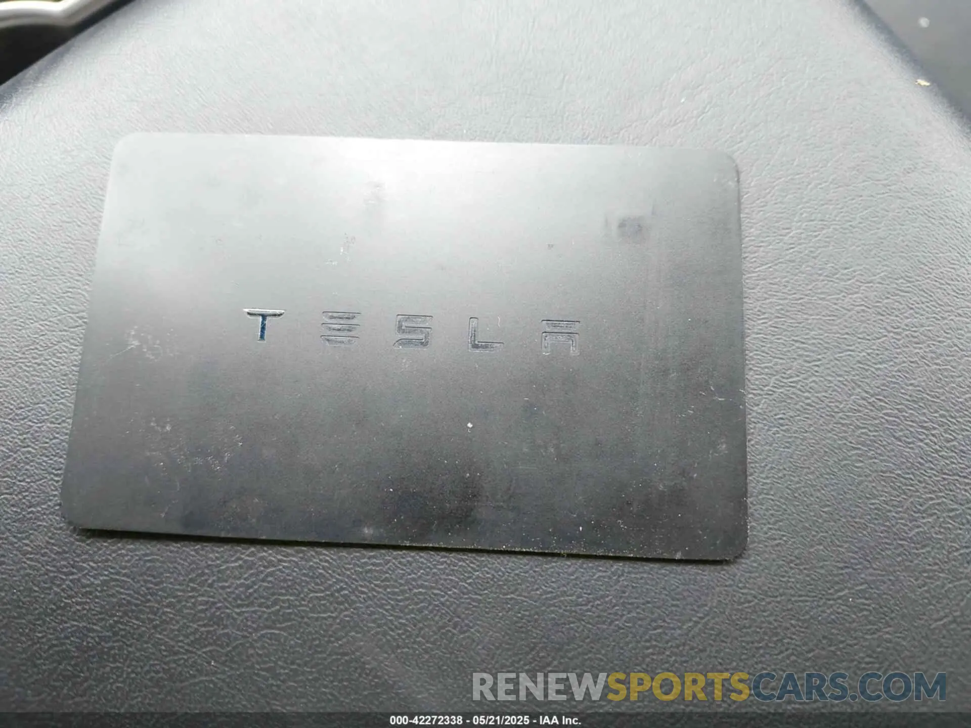 11 fotografías del automóvil dañado 5YJ3E1EB1LF617461 TESLA MODEL 3 2020