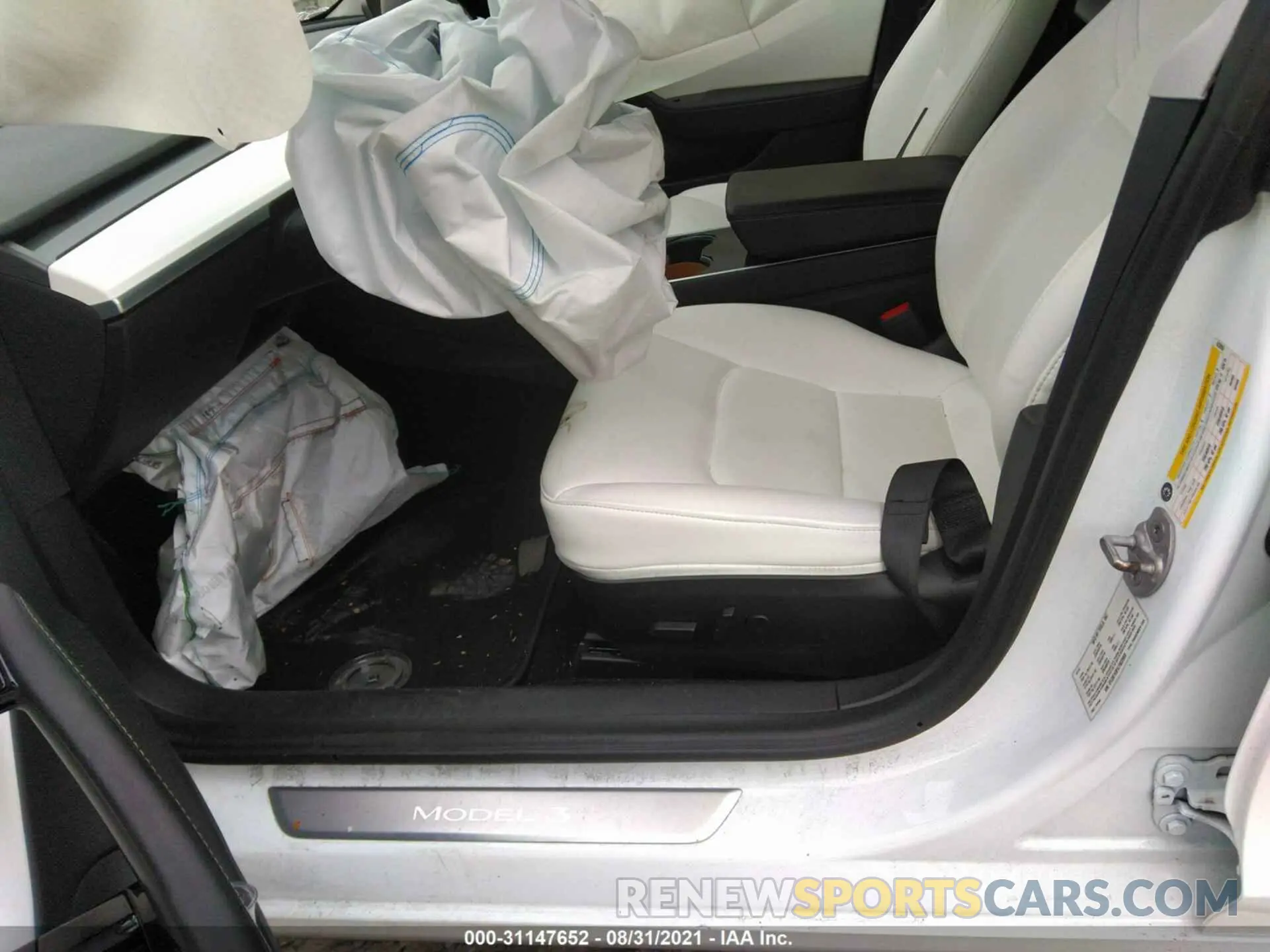 5 fotografías del automóvil dañado 5YJ3E1EB1LF622059 TESLA MODEL 3 2020