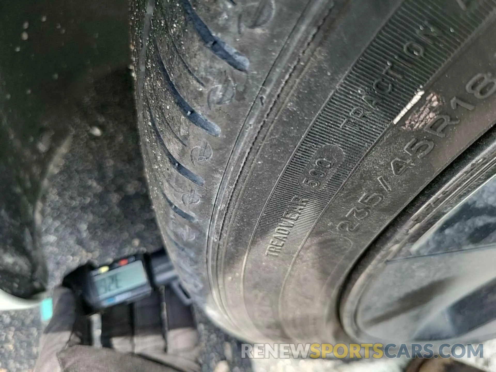 2 fotografías del automóvil dañado 5YJ3E1EB1LF793698 TESLA MODEL 3 2020