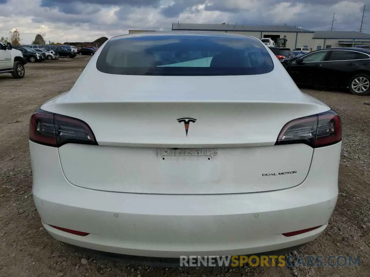 6 fotografías del automóvil dañado 5YJ3E1EB2LF617923 TESLA MODEL 3 2020