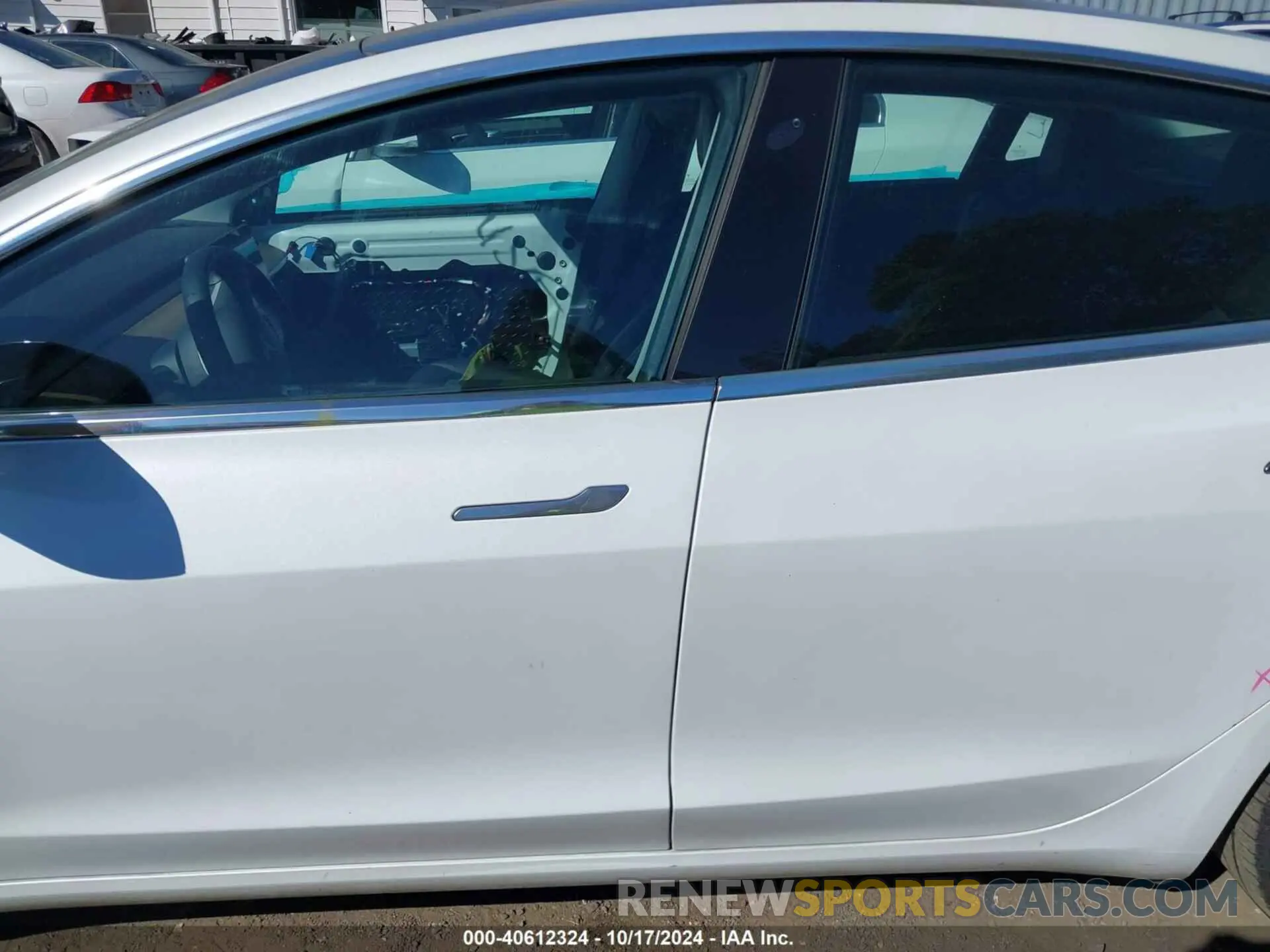 15 fotografías del automóvil dañado 5YJ3E1EB2LF618201 TESLA MODEL 3 2020