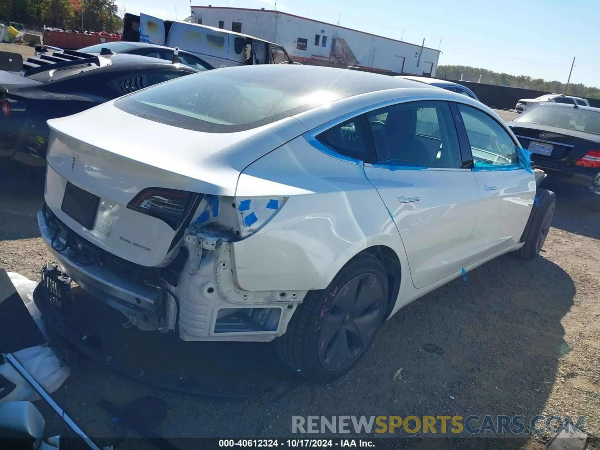 4 fotografías del automóvil dañado 5YJ3E1EB2LF618201 TESLA MODEL 3 2020