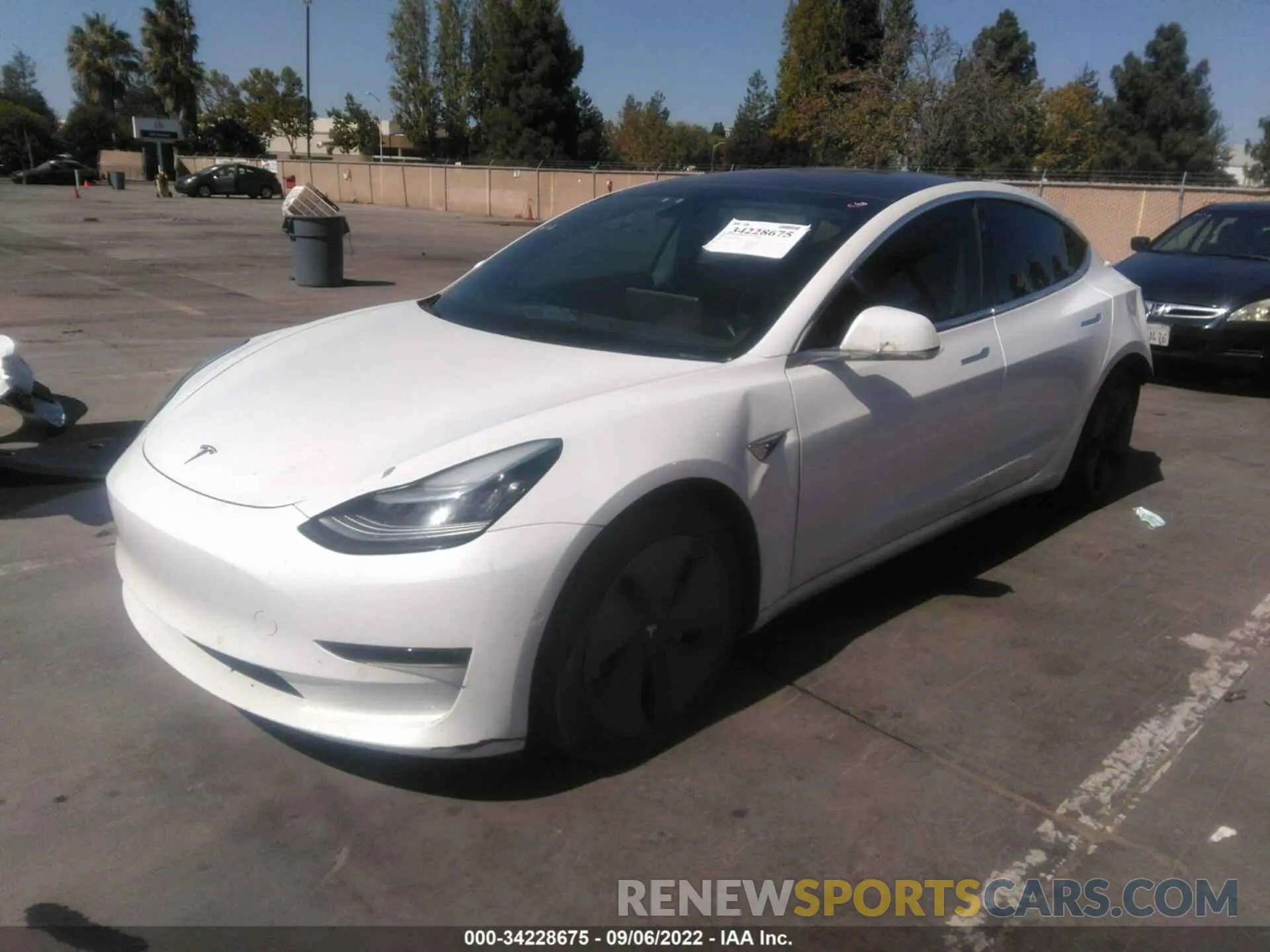 2 fotografías del automóvil dañado 5YJ3E1EB2LF619624 TESLA MODEL 3 2020
