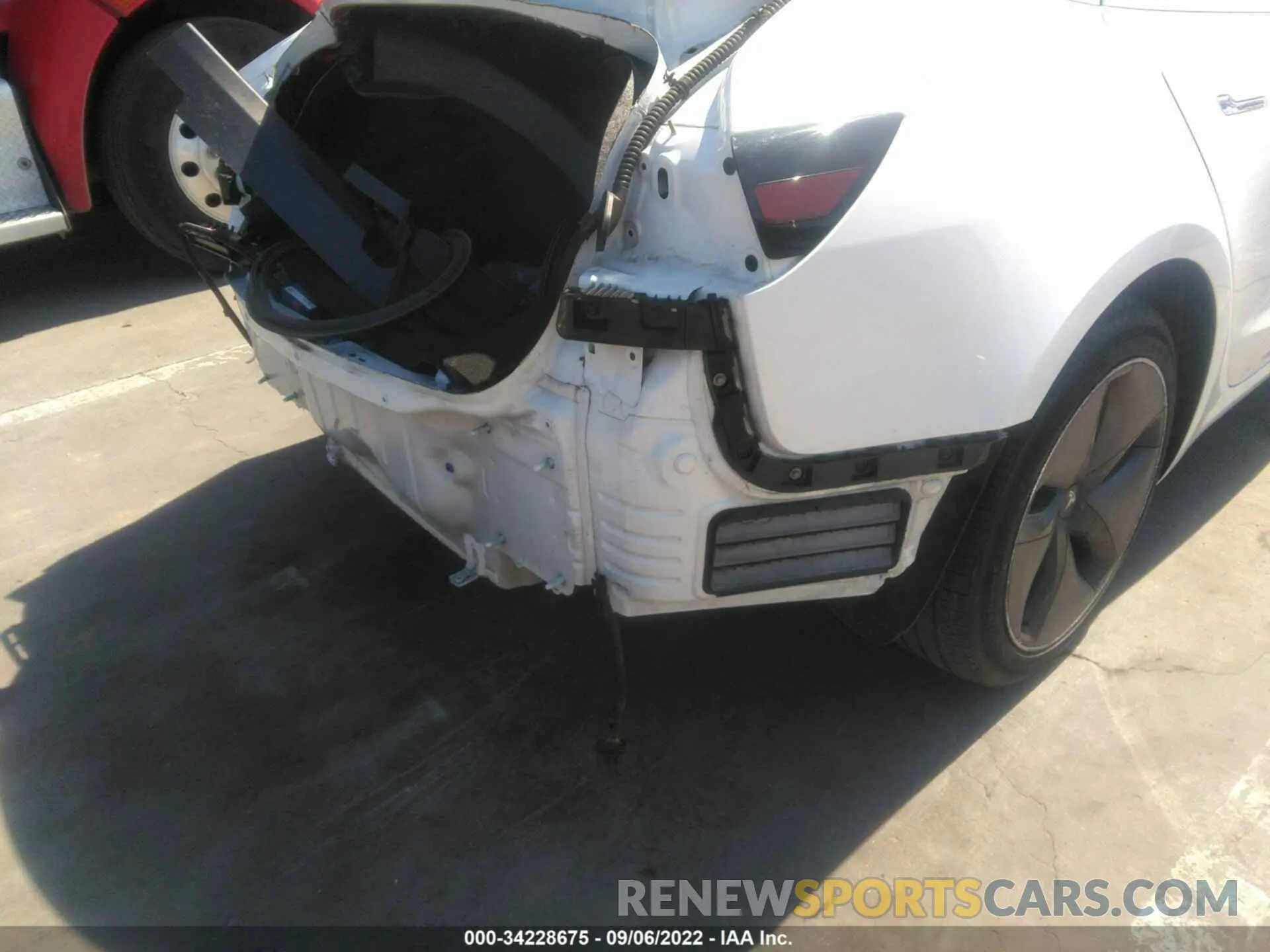 6 fotografías del automóvil dañado 5YJ3E1EB2LF619624 TESLA MODEL 3 2020