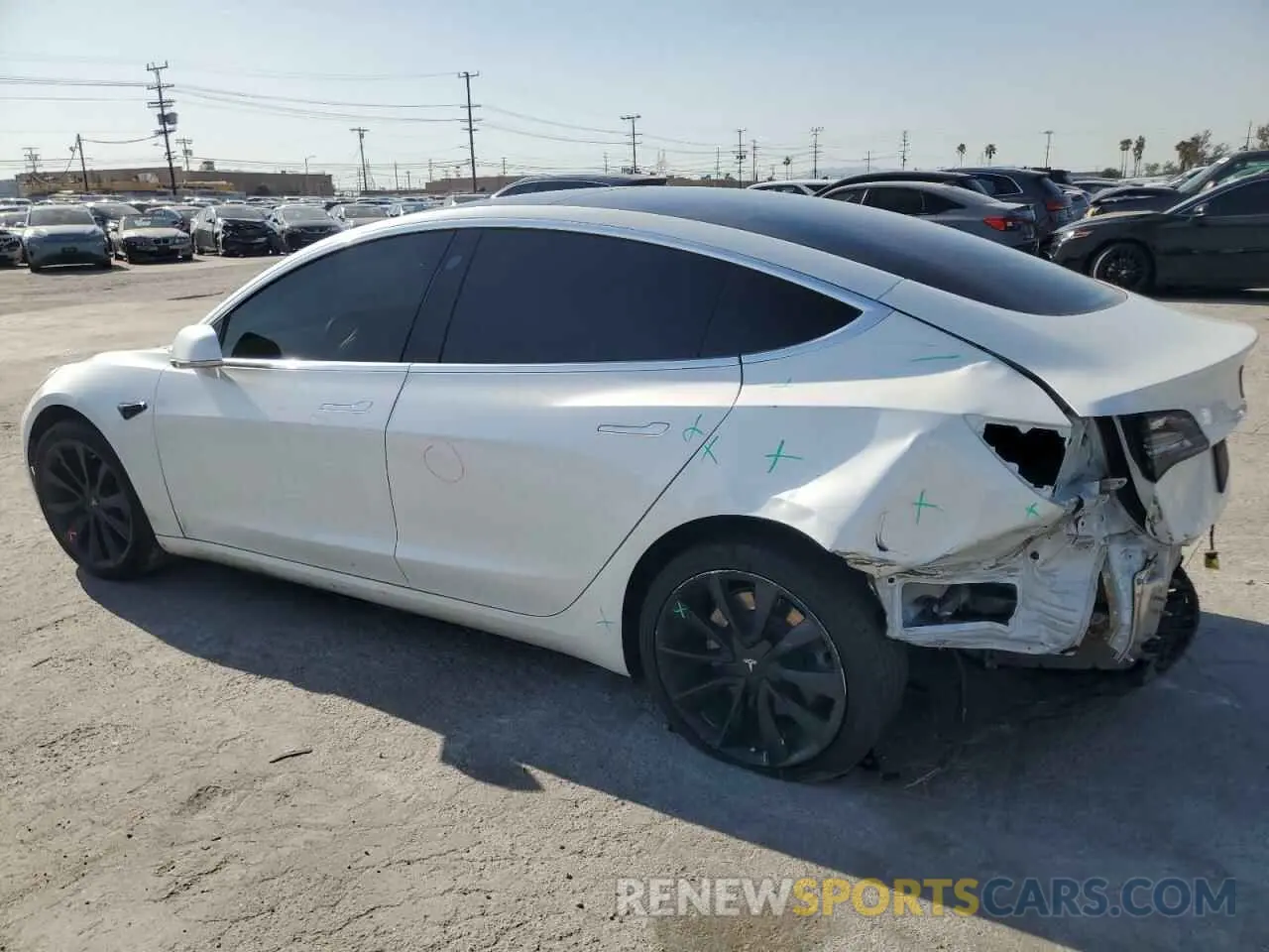 2 fotografías del automóvil dañado 5YJ3E1EB2LF712322 TESLA MODEL 3 2020