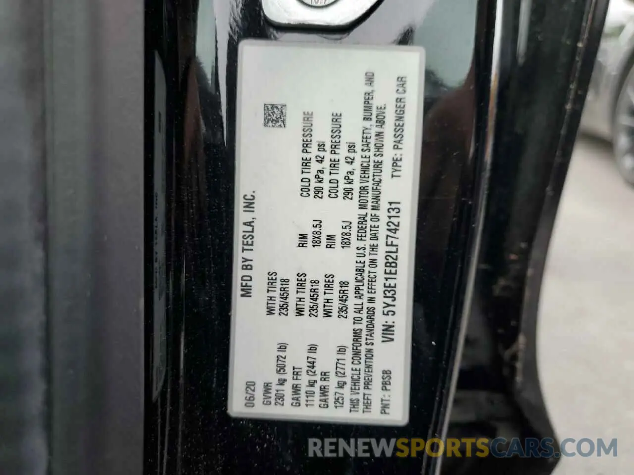 12 fotografías del automóvil dañado 5YJ3E1EB2LF742131 TESLA MODEL 3 2020