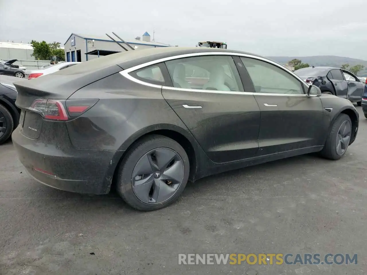 3 fotografías del automóvil dañado 5YJ3E1EB2LF742131 TESLA MODEL 3 2020