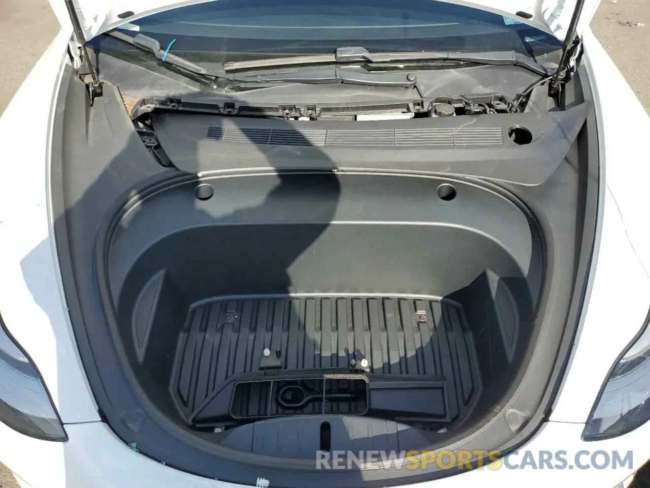 11 fotografías del automóvil dañado 5YJ3E1EB2LF795217 TESLA MODEL 3 2020