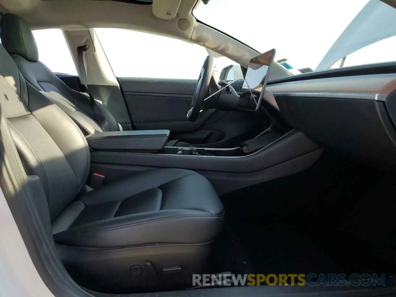 7 fotografías del automóvil dañado 5YJ3E1EB2LF795217 TESLA MODEL 3 2020