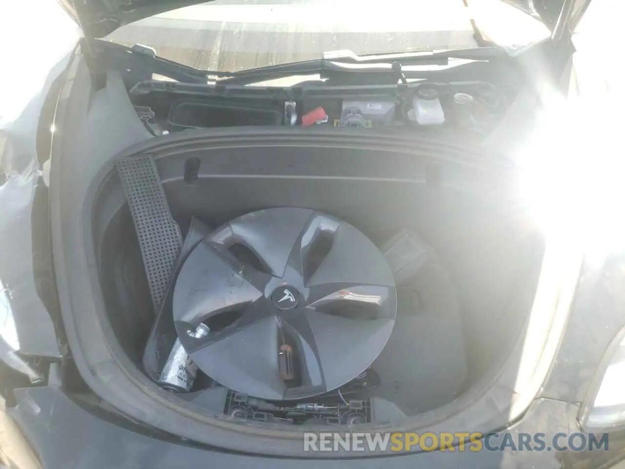 7 fotografías del automóvil dañado 5YJ3E1EB3LF600077 TESLA MODEL 3 2020