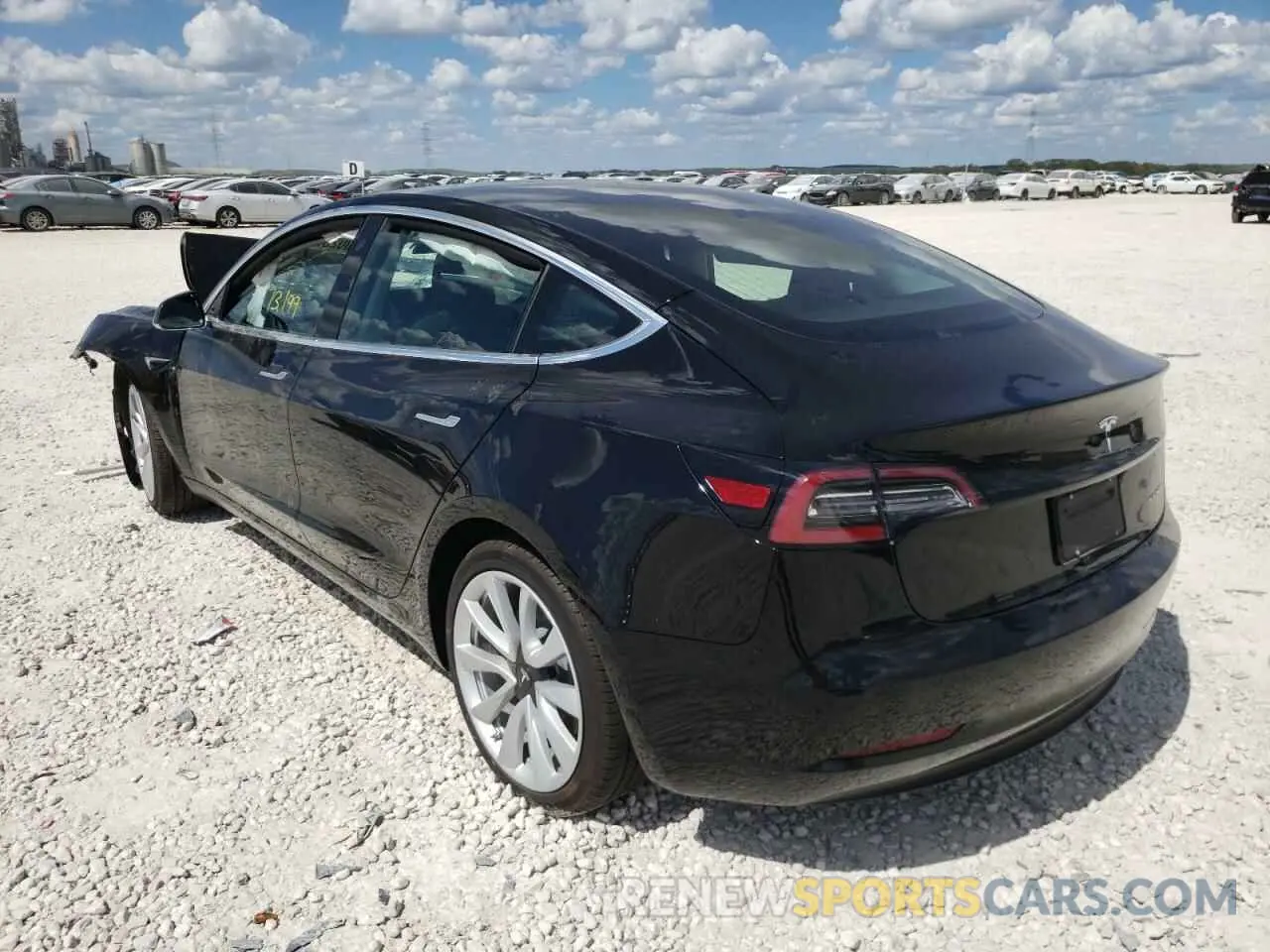 3 fotografías del automóvil dañado 5YJ3E1EB3LF600466 TESLA MODEL 3 2020