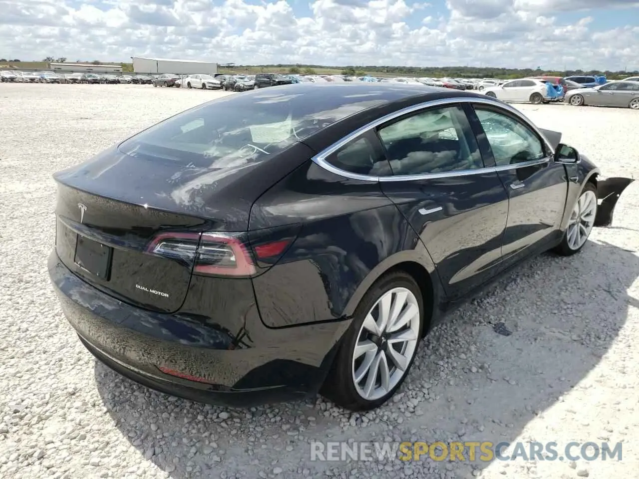 4 fotografías del automóvil dañado 5YJ3E1EB3LF600466 TESLA MODEL 3 2020