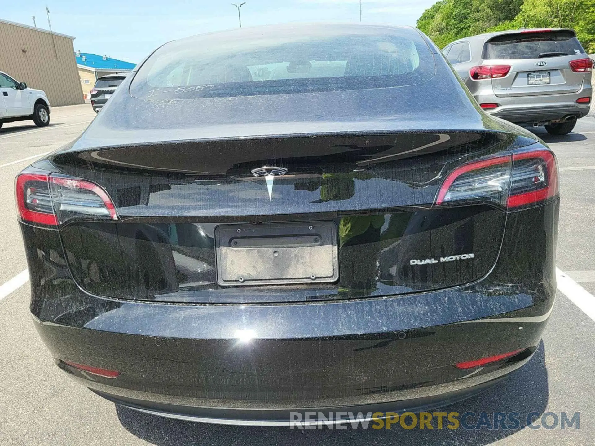 2 fotografías del automóvil dañado 5YJ3E1EB3LF600614 TESLA MODEL 3 2020
