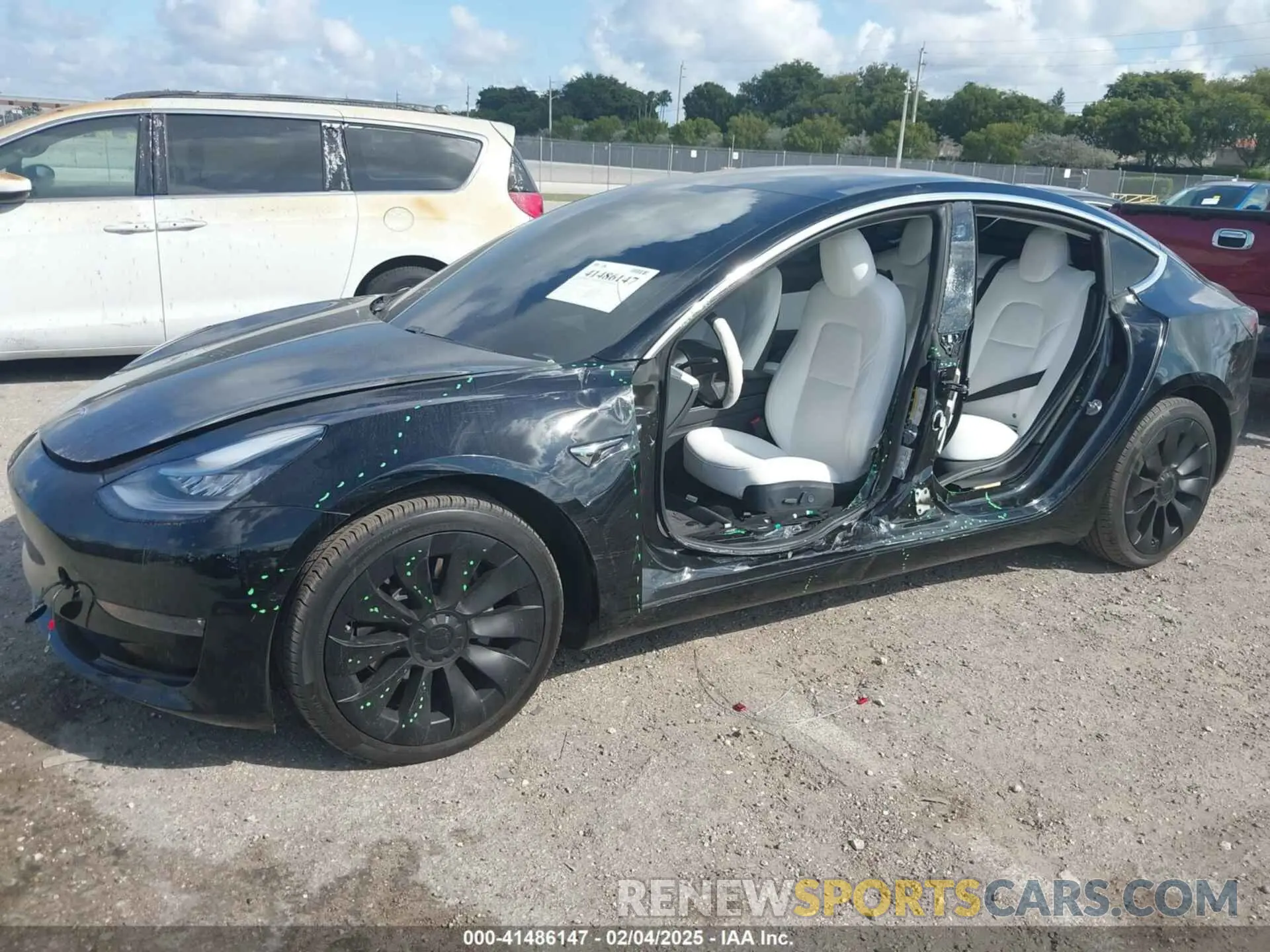 6 fotografías del automóvil dañado 5YJ3E1EB3LF622323 TESLA MODEL 3 2020