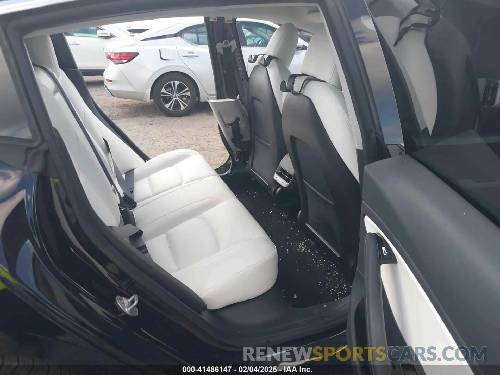 8 fotografías del automóvil dañado 5YJ3E1EB3LF622323 TESLA MODEL 3 2020