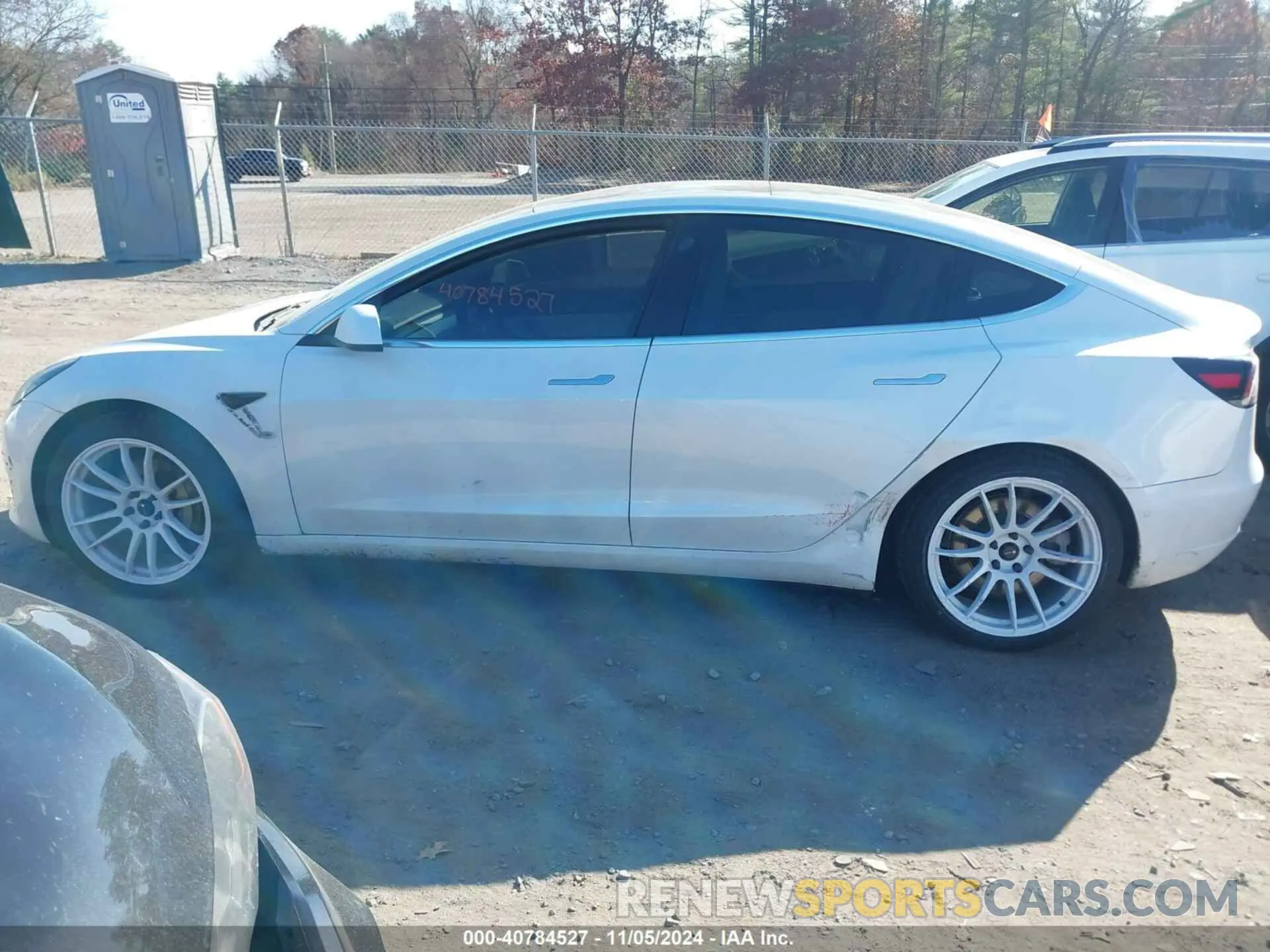 14 fotografías del automóvil dañado 5YJ3E1EB3LF628686 TESLA MODEL 3 2020
