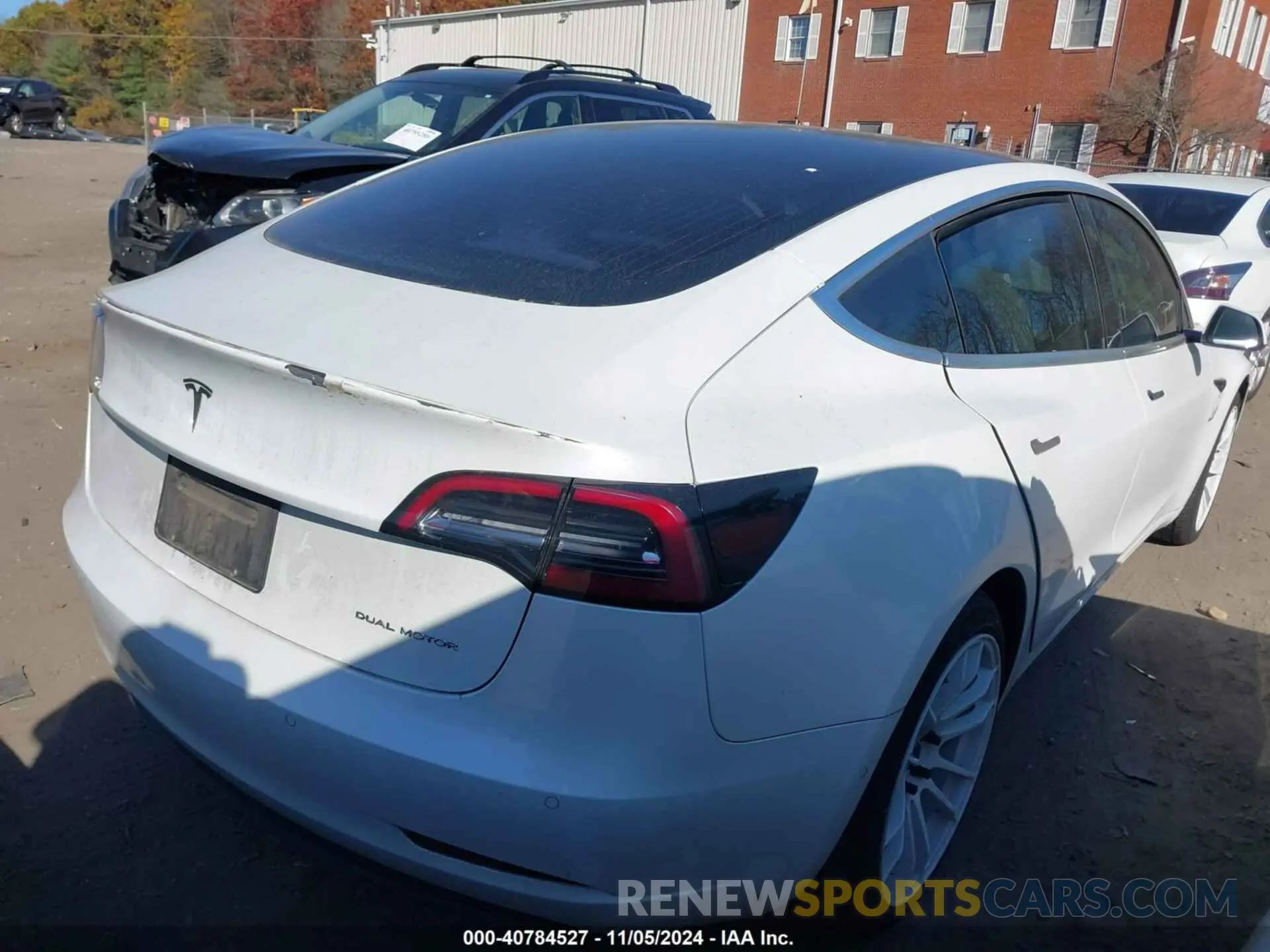 4 fotografías del automóvil dañado 5YJ3E1EB3LF628686 TESLA MODEL 3 2020