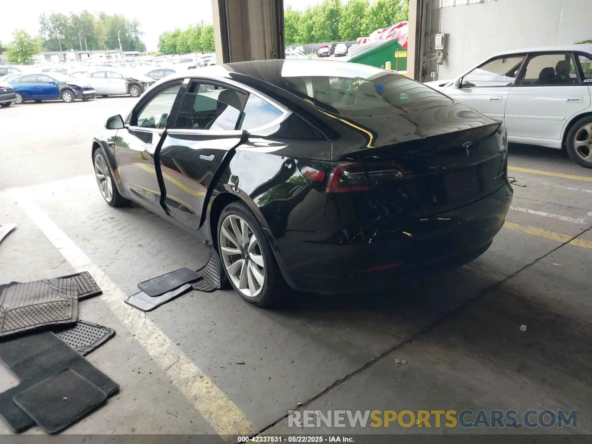 3 fotografías del automóvil dañado 5YJ3E1EB3LF639980 TESLA MODEL 3 2020