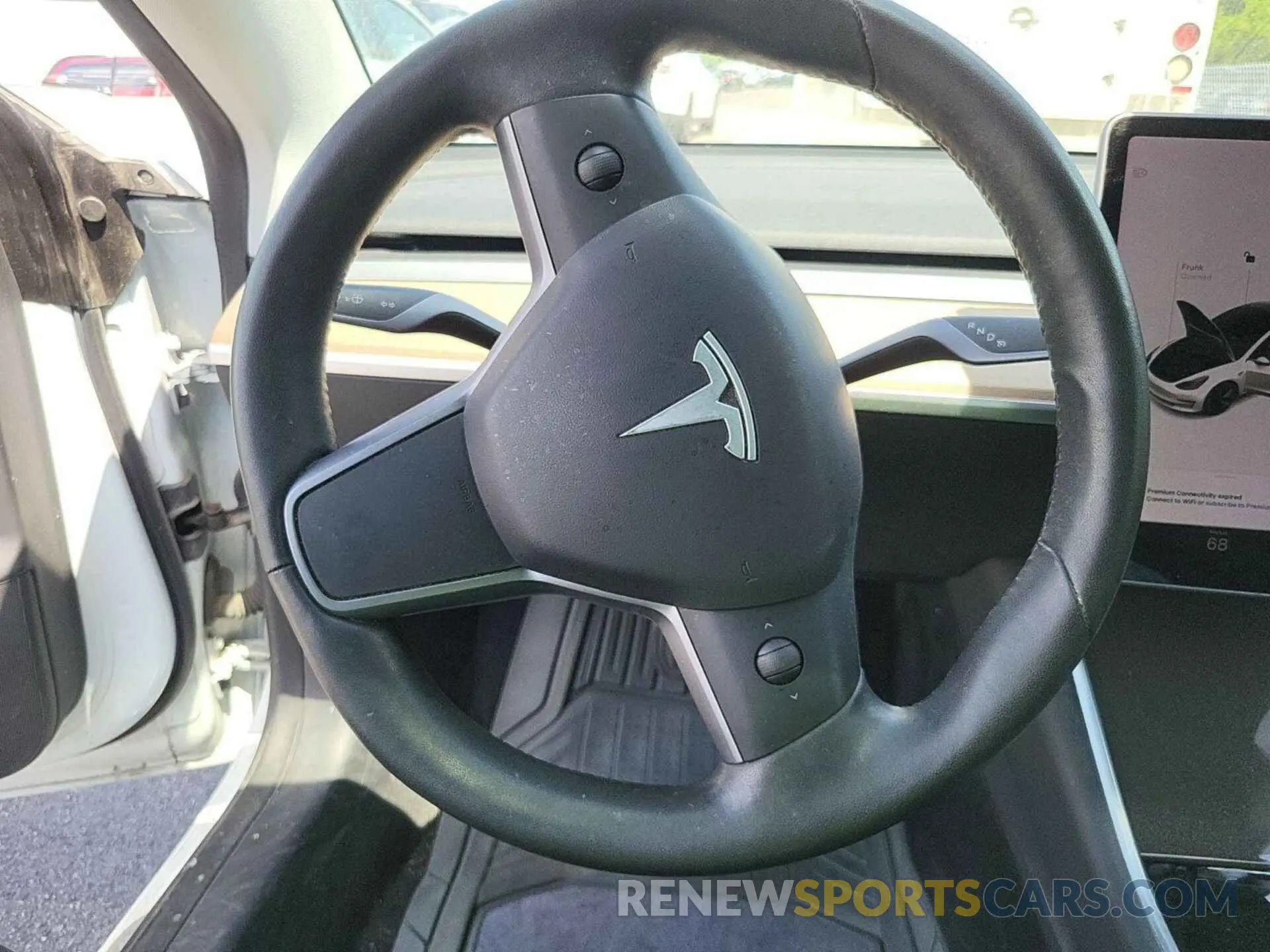 26 fotografías del automóvil dañado 5YJ3E1EB3LF646315 TESLA MODEL 3 2020