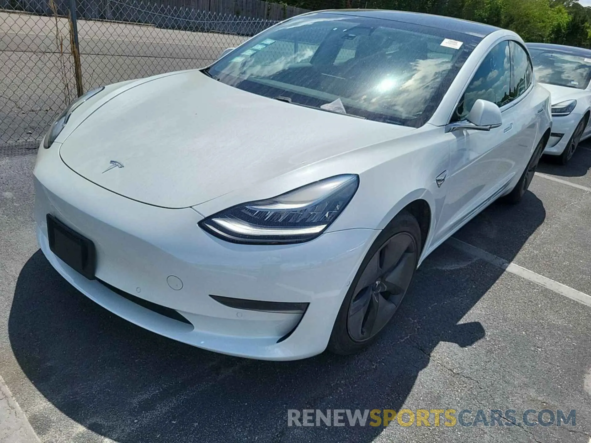 27 fotografías del automóvil dañado 5YJ3E1EB3LF646315 TESLA MODEL 3 2020