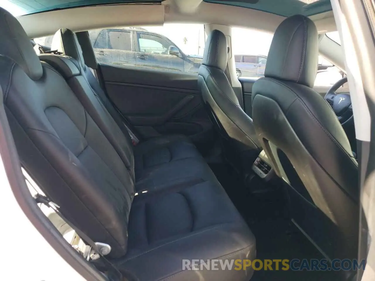 10 fotografías del automóvil dañado 5YJ3E1EB3LF711311 TESLA MODEL 3 2020