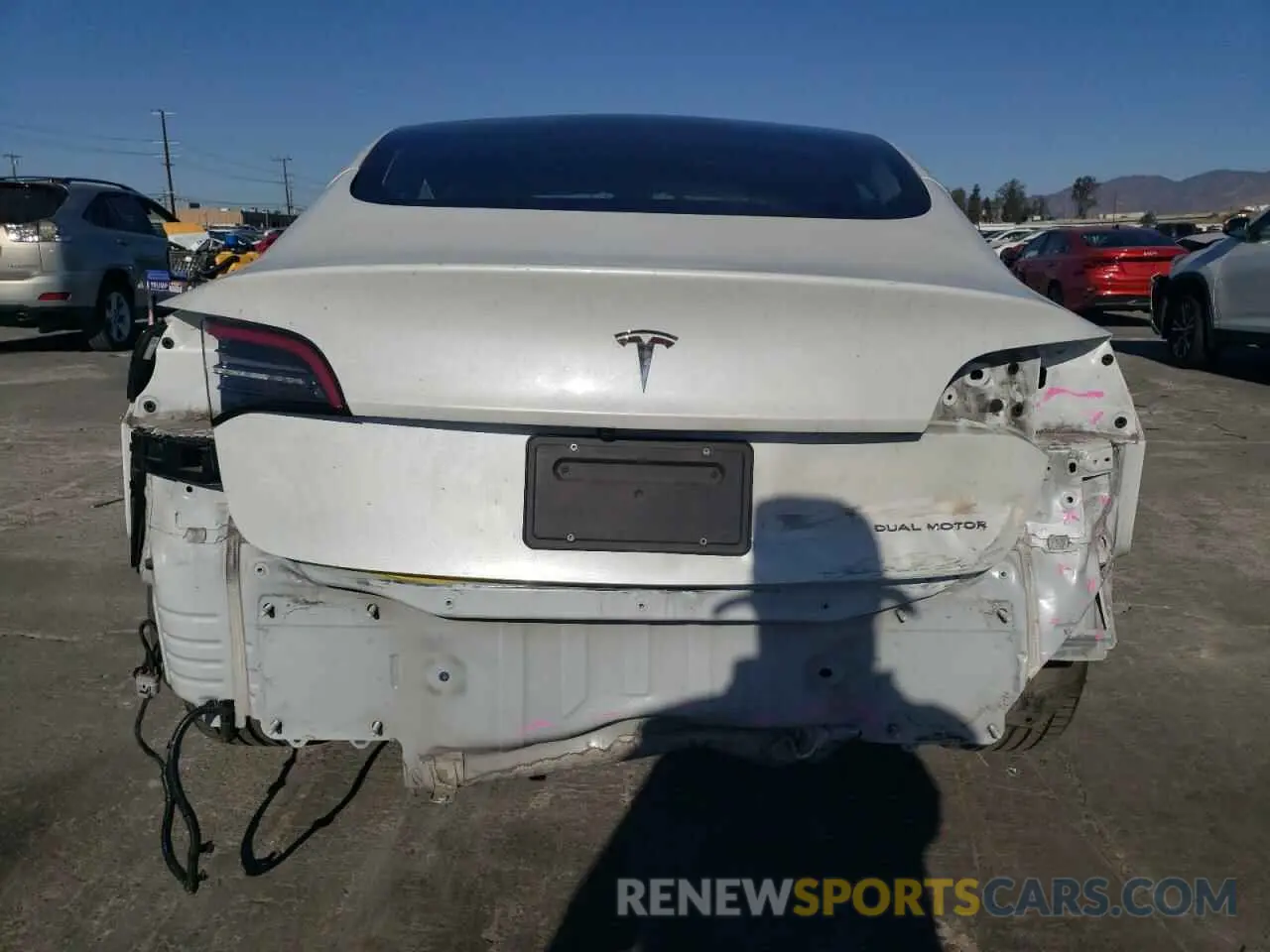 6 fotografías del automóvil dañado 5YJ3E1EB3LF711311 TESLA MODEL 3 2020