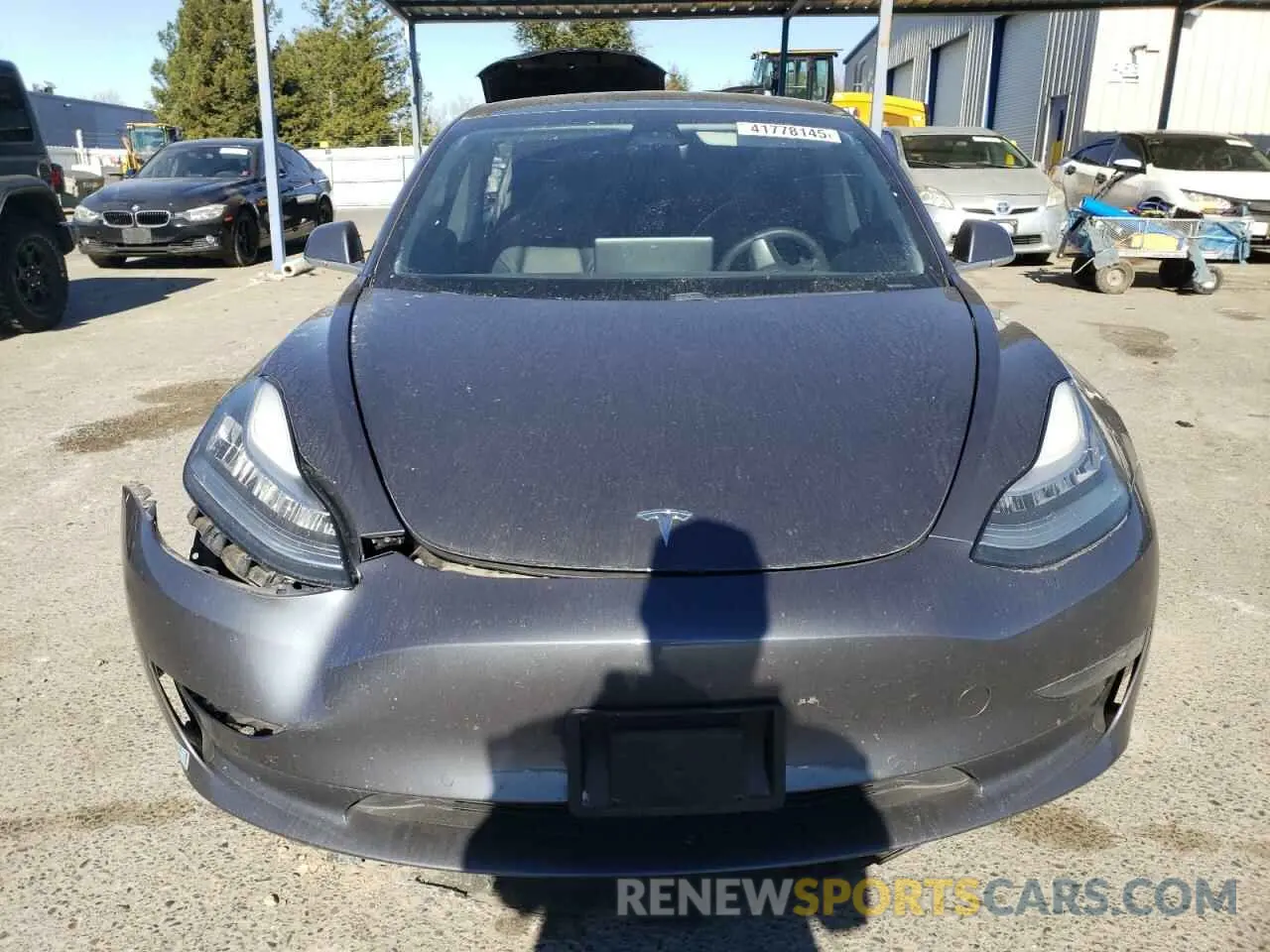 5 fotografías del automóvil dañado 5YJ3E1EB3LF734913 TESLA MODEL 3 2020