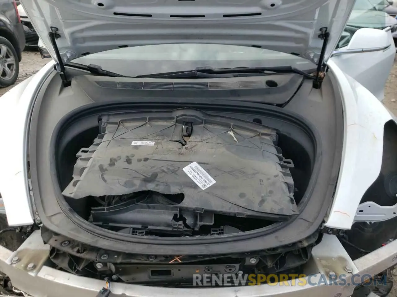 11 fotografías del automóvil dañado 5YJ3E1EB4LF621035 TESLA MODEL 3 2020