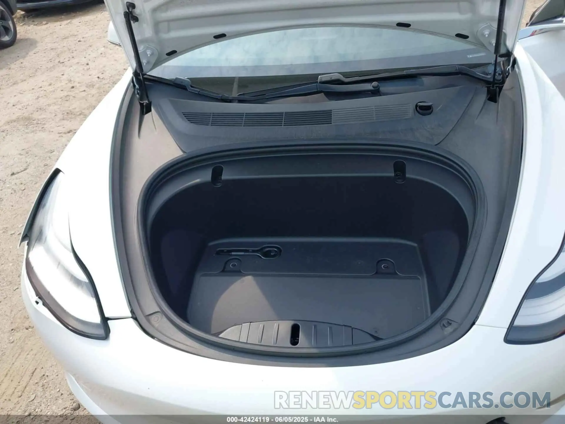 10 fotografías del automóvil dañado 5YJ3E1EB4LF637770 TESLA MODEL 3 2020