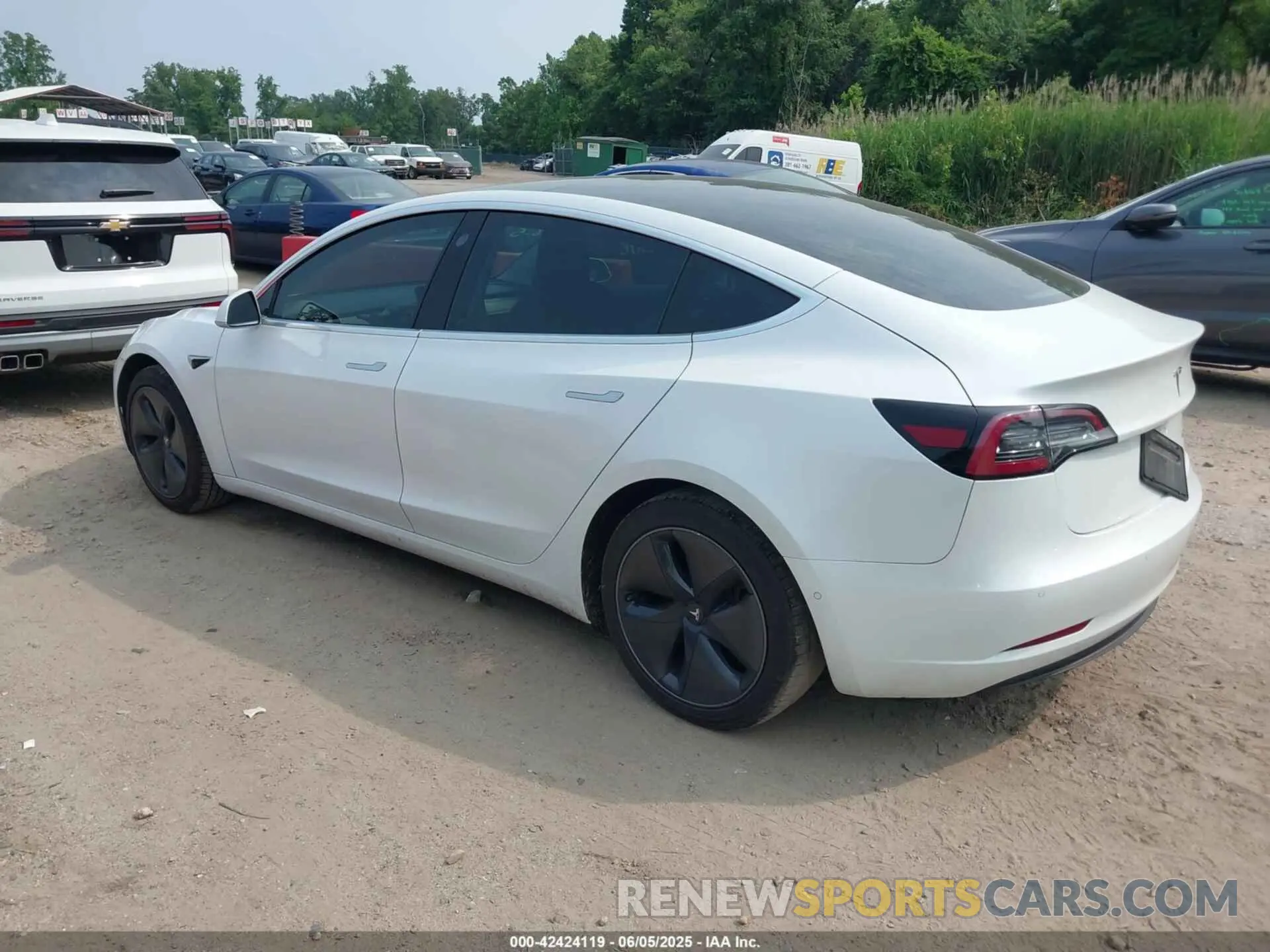 3 fotografías del automóvil dañado 5YJ3E1EB4LF637770 TESLA MODEL 3 2020