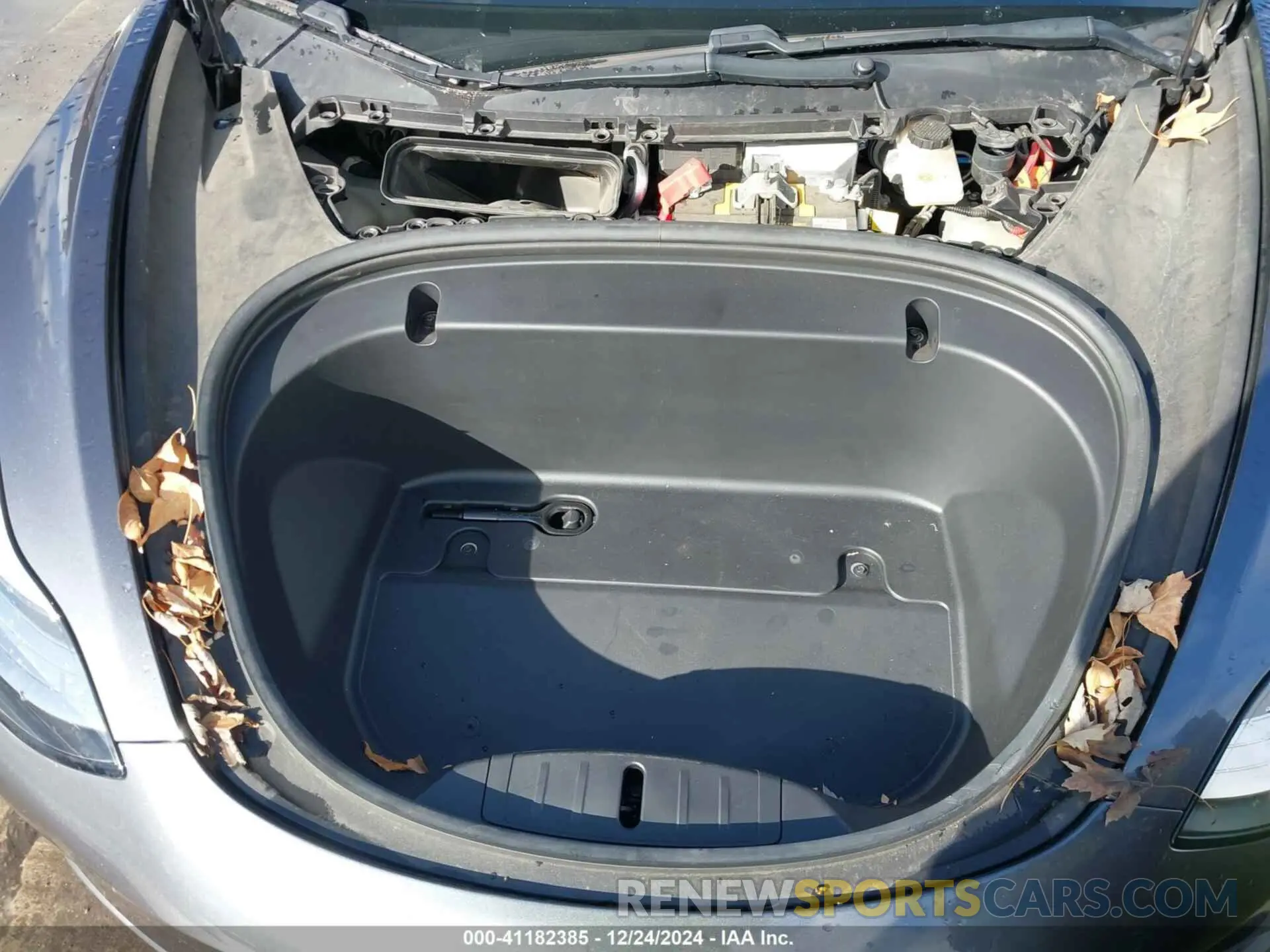 10 fotografías del automóvil dañado 5YJ3E1EB4LF639194 TESLA MODEL 3 2020