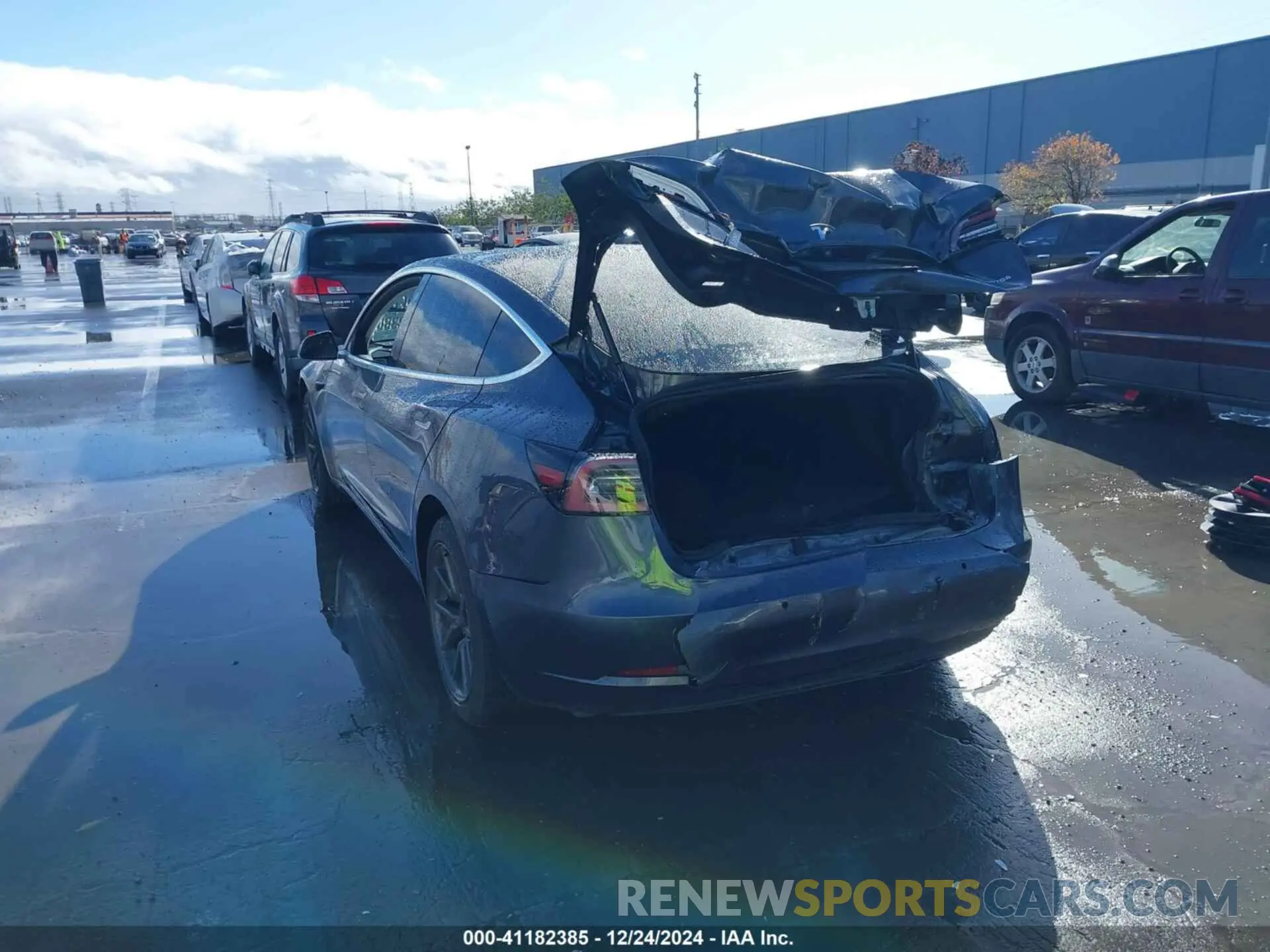3 fotografías del automóvil dañado 5YJ3E1EB4LF639194 TESLA MODEL 3 2020